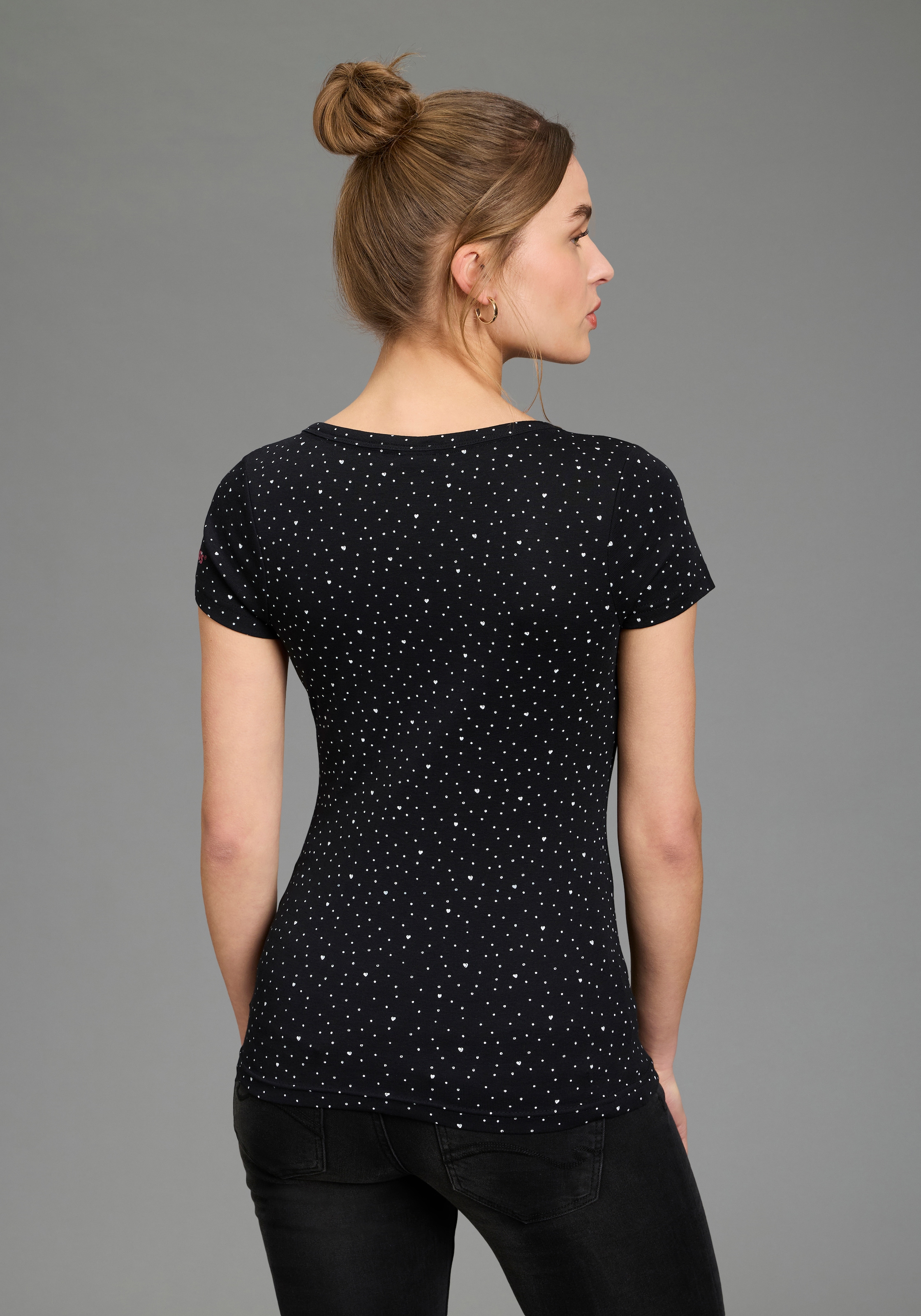 KangaROOS T-Shirt Kurzarm,  elastische Rippware,  mit Herz-Muster,  Rundhalsausschnitt