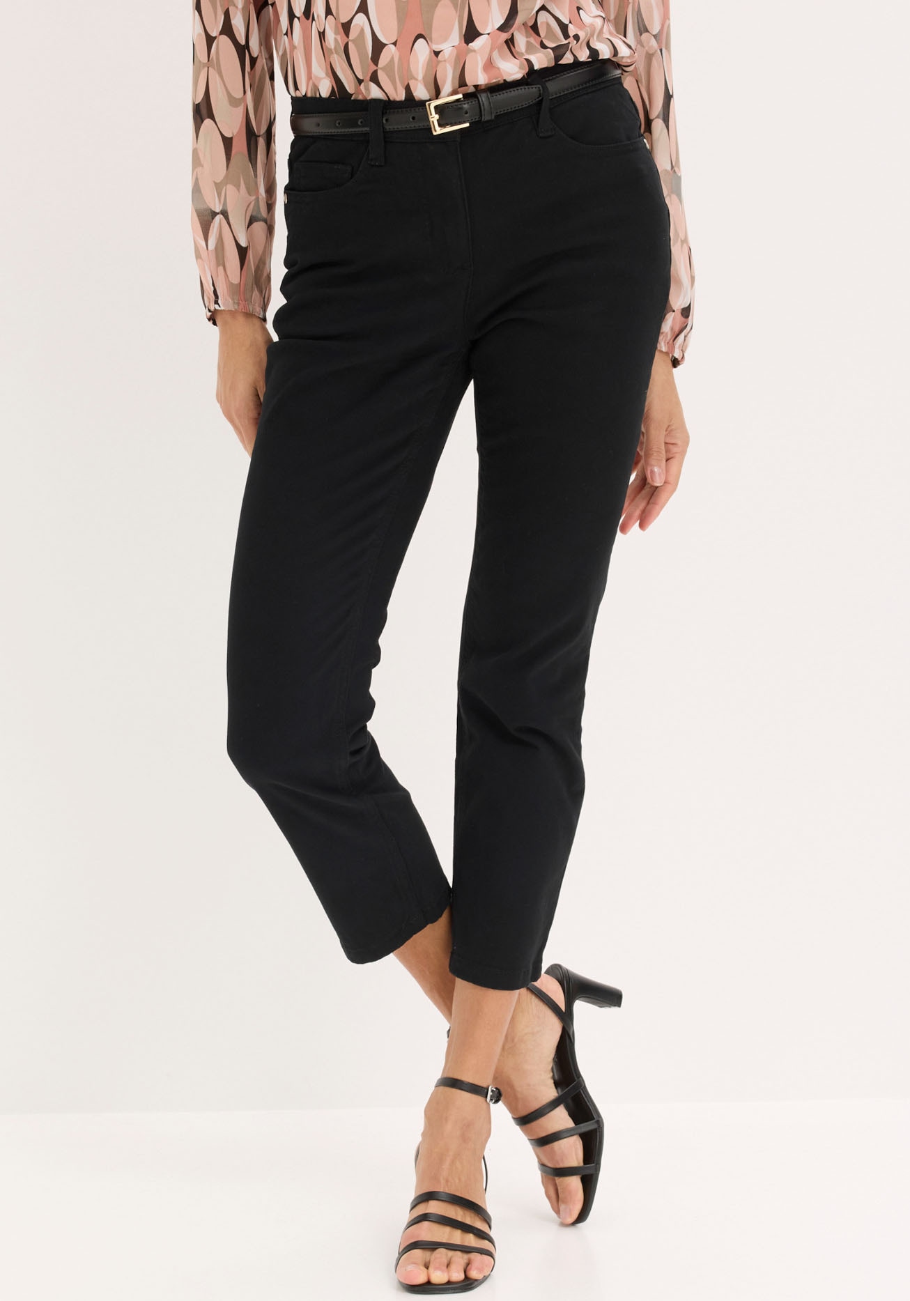 bonprix Pantalon stretch  longueur 7/8, coupe étroite, en majorité coton