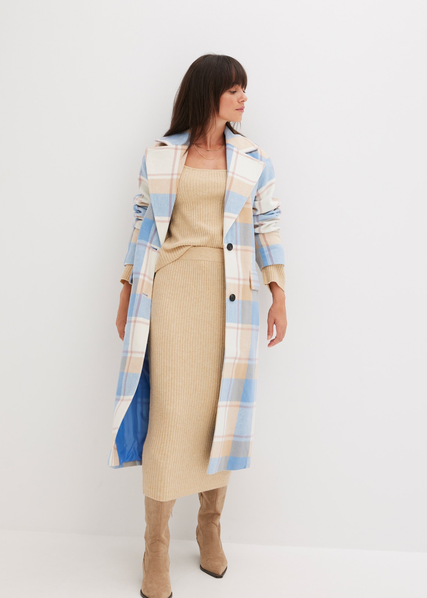 bonprix Langmantel »Oversize-Mantel n Wolloptik« Oversize-Passform, mit Reverskragen, mit Pattentaschen