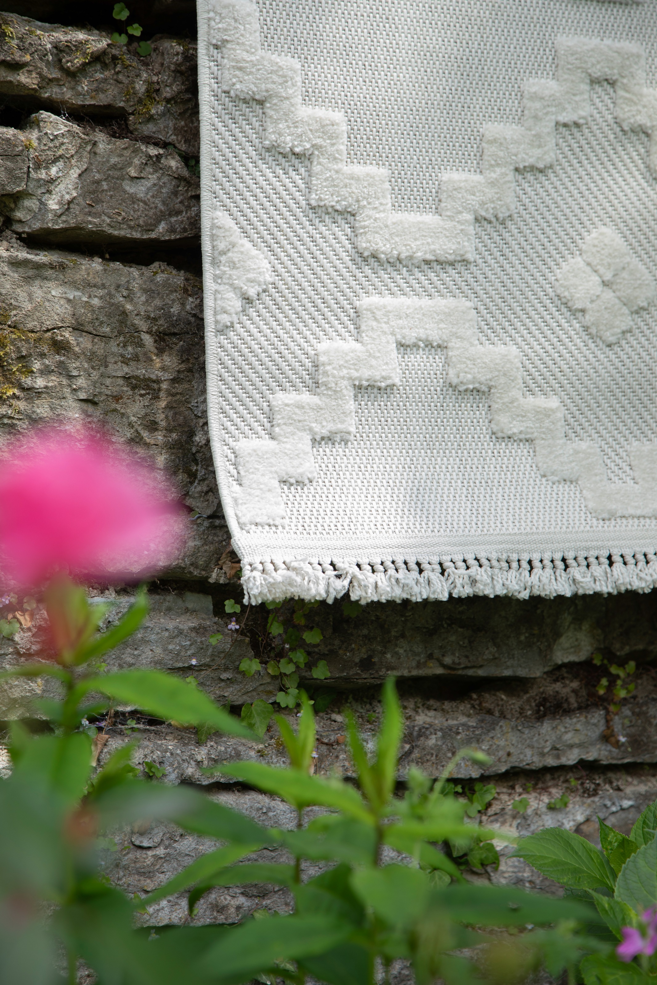 SCHÖNER WOHNEN-Kollektion Teppich »Summer 6352« rechteckig 6 mm Höhe In- und Outdoor geeignet, Hoch Tief Struktur, Robuster Teppich