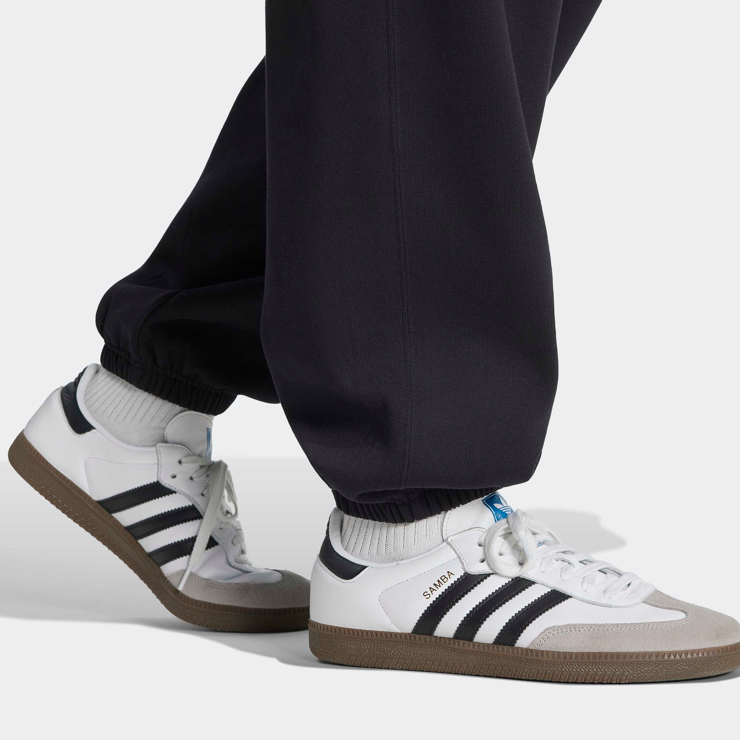adidas Originals Pantalon de sport »TREFOIL ESSENTIALS, LOCKER GESCHNITTEN, FLEECE«