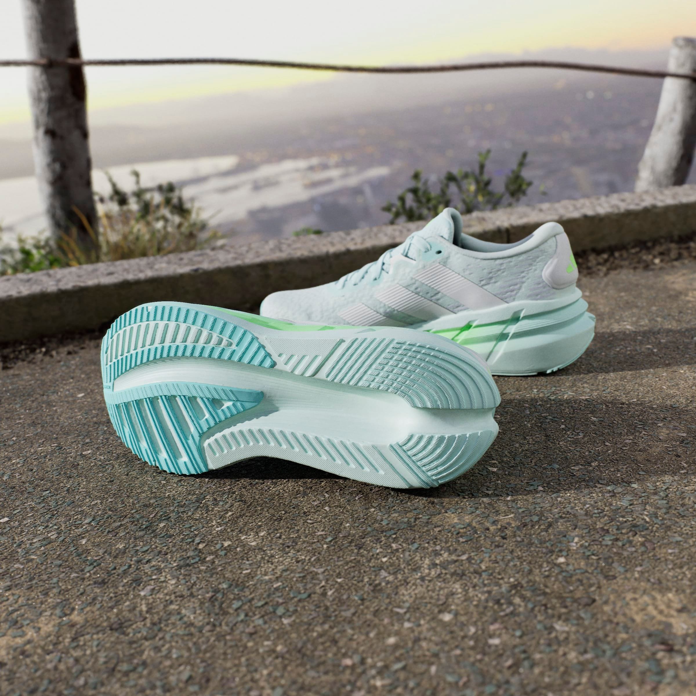 adidas Performance Chaussure de course »ADISTAR 4 RUNNING«