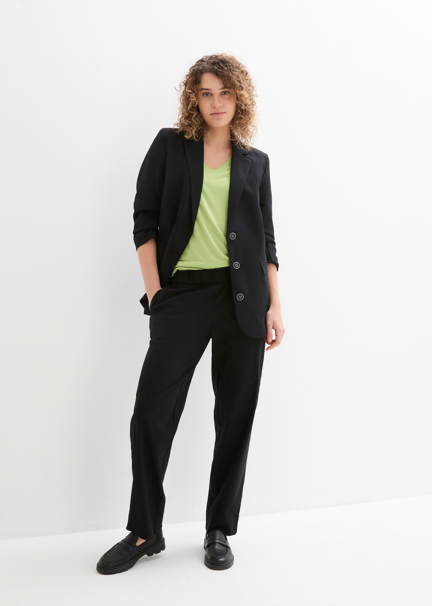 bonprix T-Shirt »Long-Shirt aus nachhaltigem Viskose-Mix« Oversize-Passform, Halbarm-Design, aus Viskose-Mix mit Elasthan