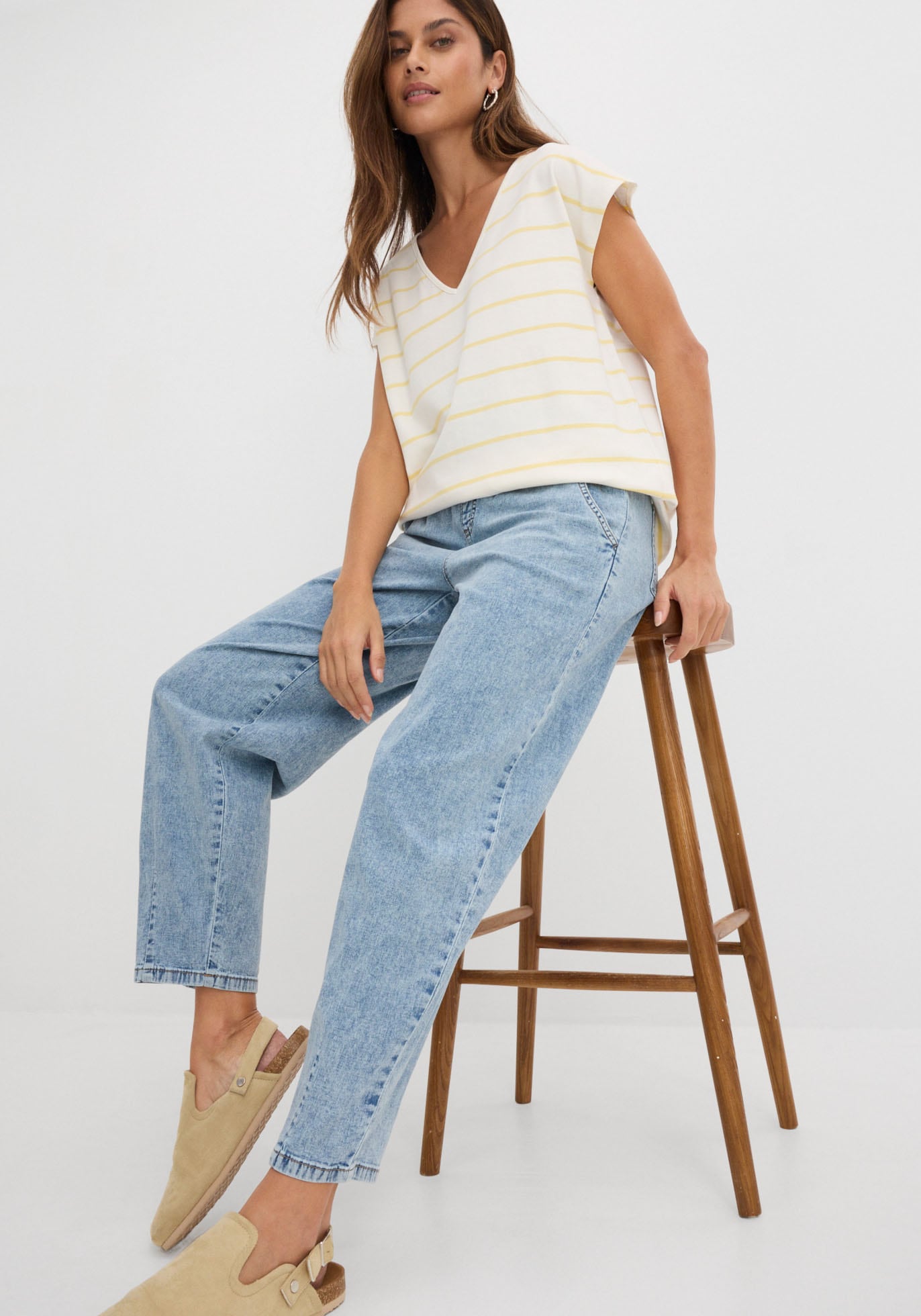 bonprix Jeans loose fit 1 forme barrel, avec ceinture élastique, avec élasthanne