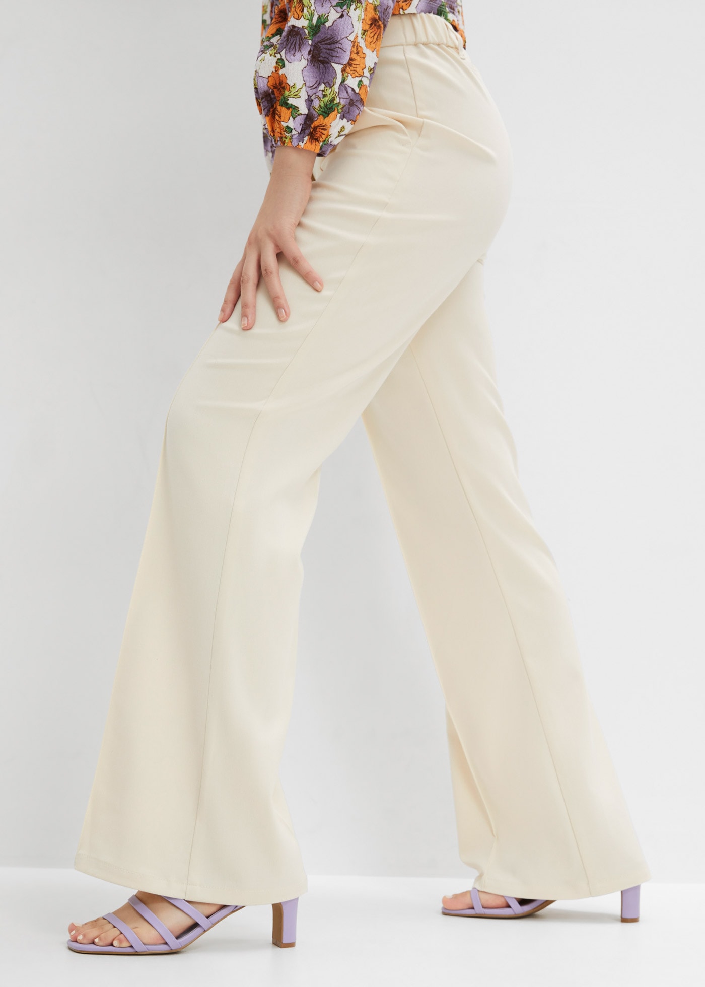 bonprix Pantalon de costume  mit Elasthan-Anteil, Regular Fit, Flared Schnitt, eleganter Stil