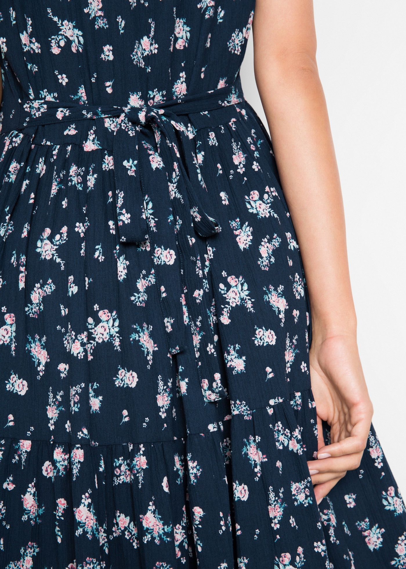 bonprix Maxi robe aus reiner Baumwolle, Loose Fit, Kurzarm-Design, mit Allover-Muster