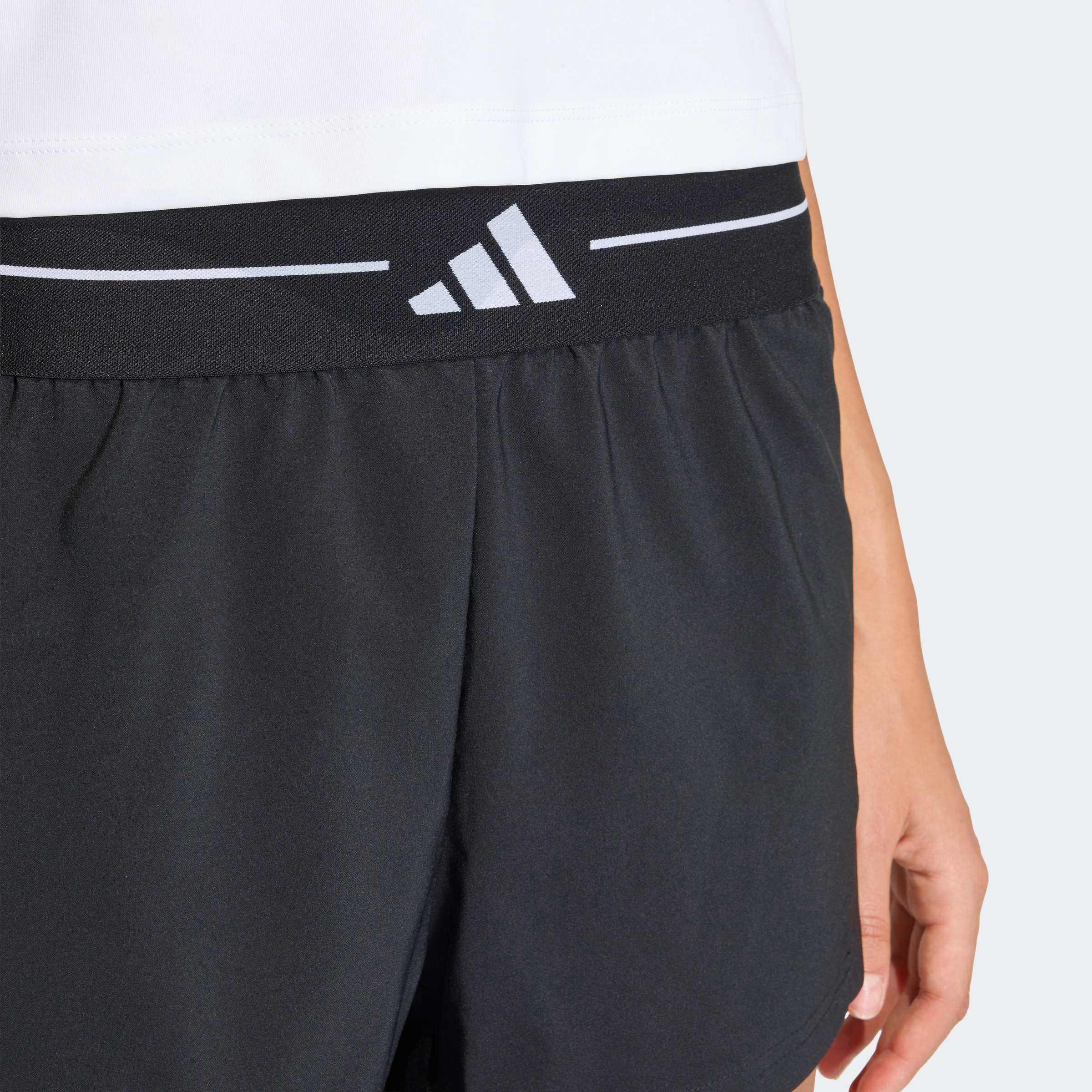 adidas Performance Shorts »HYG WOVEN«  mit Gummizug, climacool® Technologie, aus Polyester, enger Schnitt