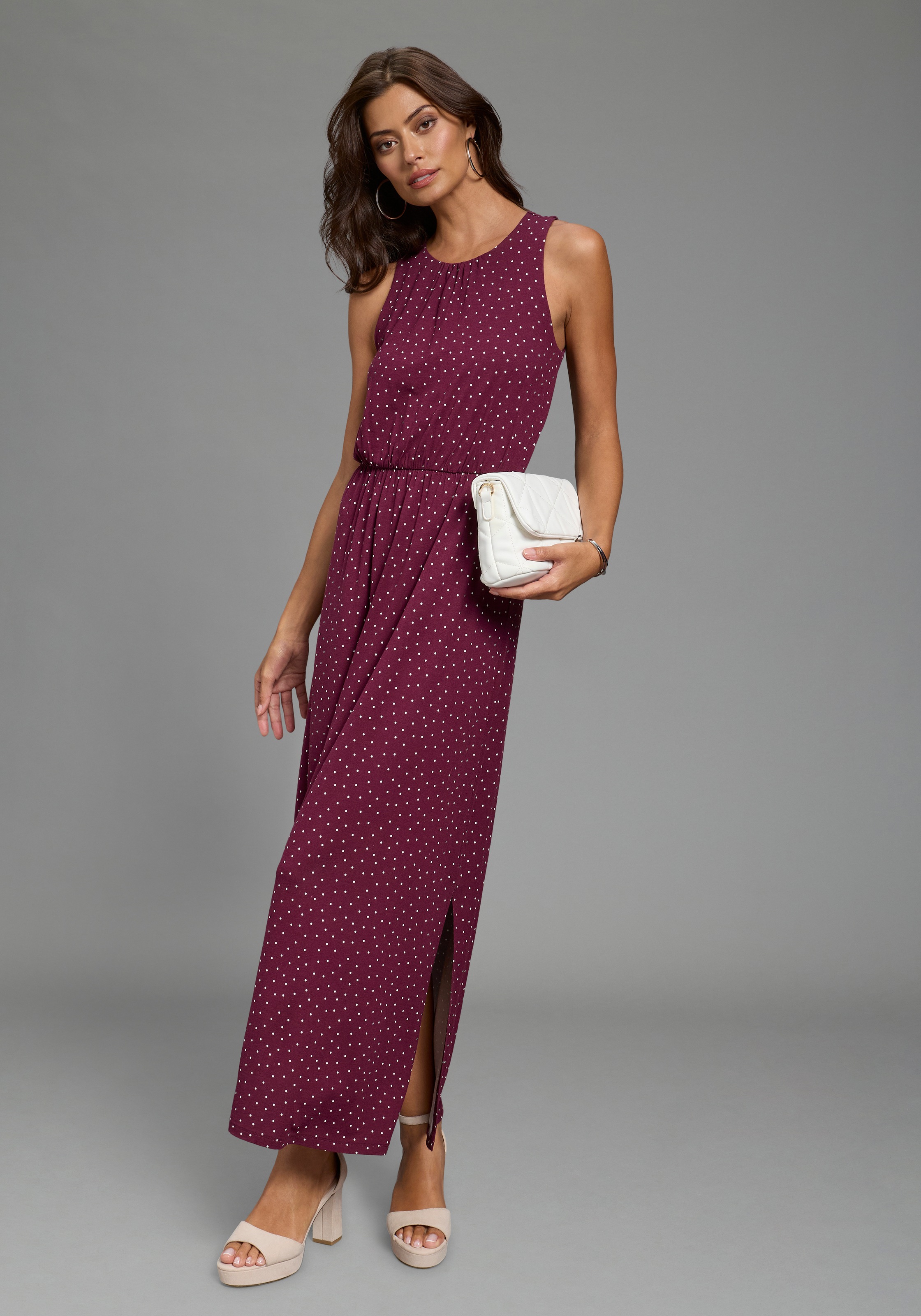 Laura Scott Sommerkleid bodennah geschnitten, für warme Tage, aus Single Jersey, geblümt