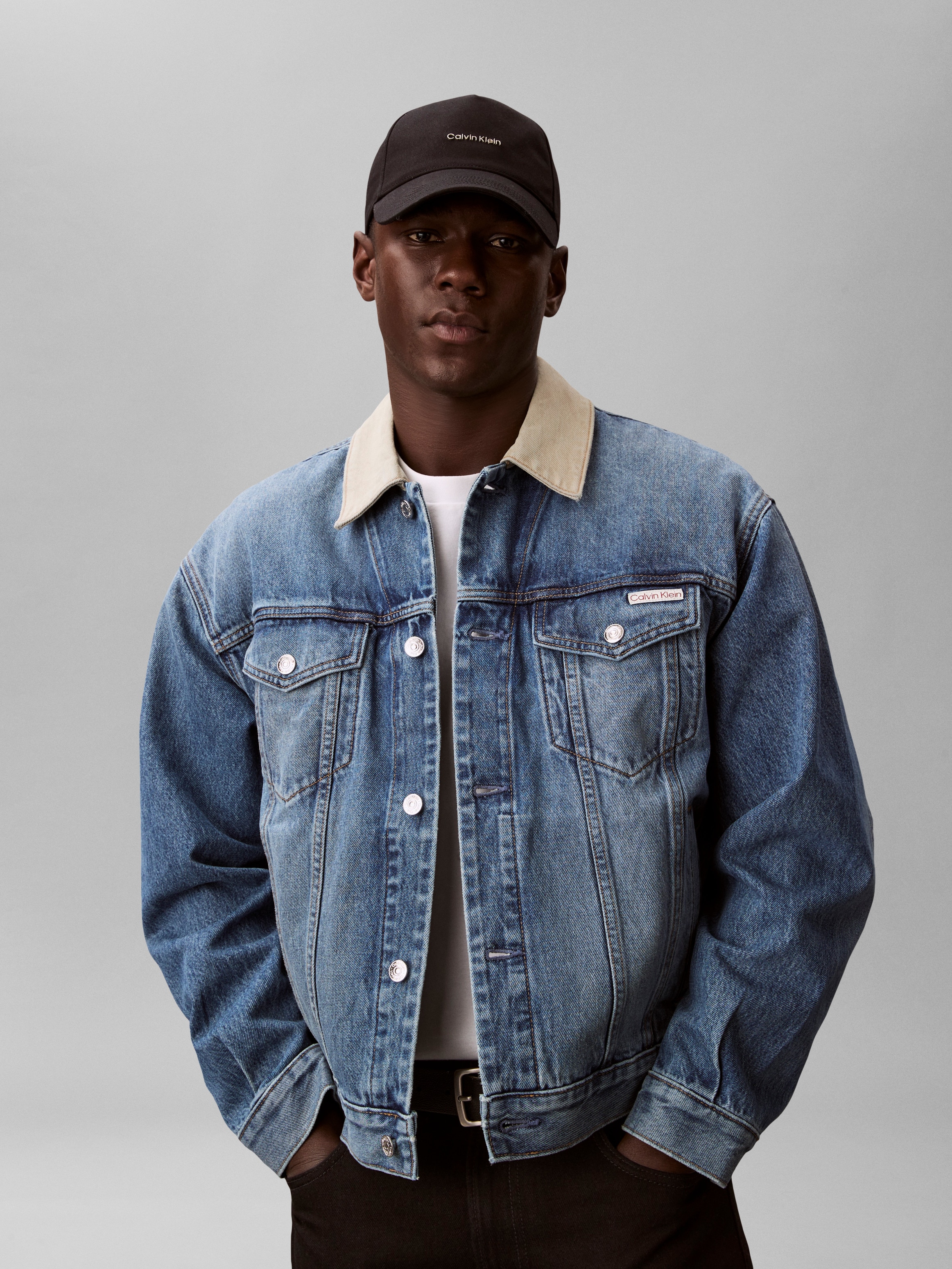 Calvin Klein Baseball Cap »COTON TWILL STANDARD LOGO HW CAP« Regular fit und grössenverstellbar