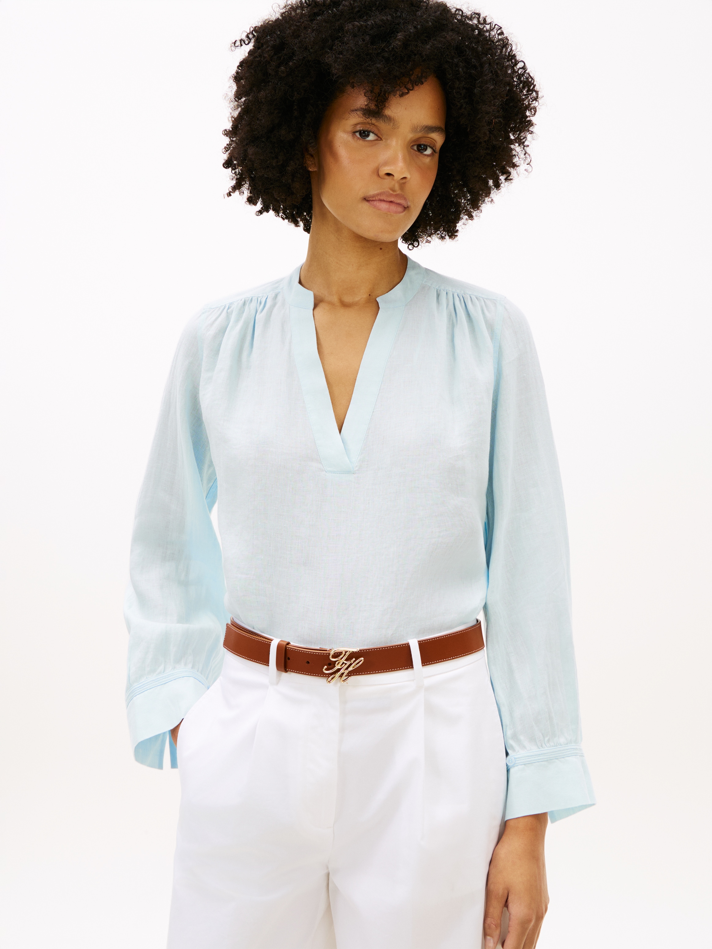 Tommy Hilfiger Blouse à manches longues »ESSENTIAL LINEN V-NECK LONGSLEEVE BLOUSE« avec épaules froncées, coupe décontractée