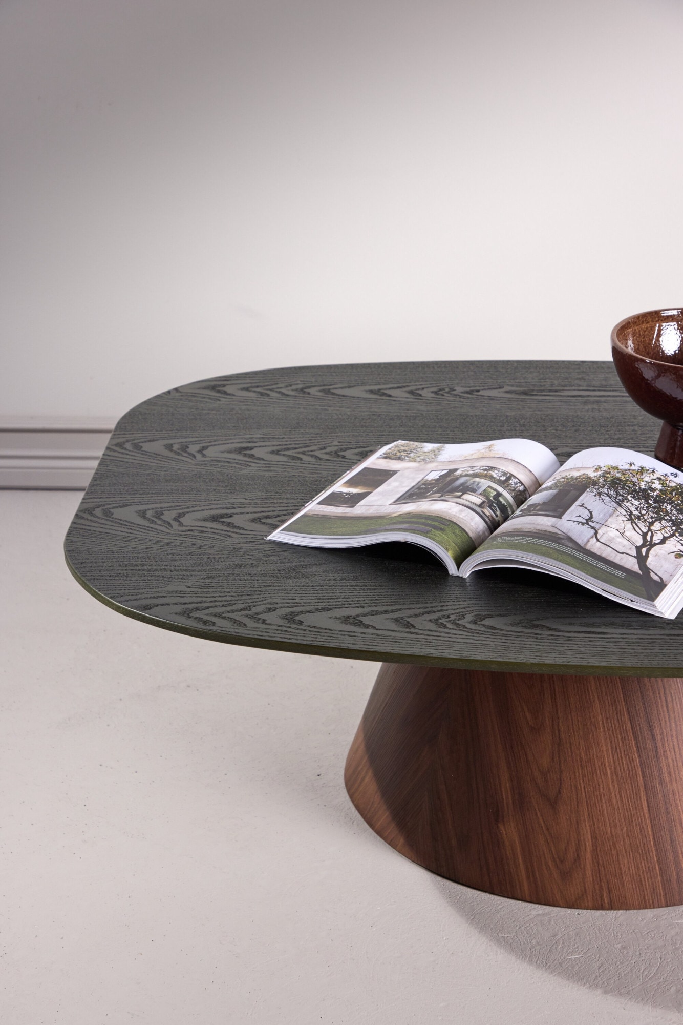 Venture Home Couchtisch »Lanzo, grosszügiger Couchtisch 120 × 92,5 cm in moderner Holzoptik« Sofatisch, MDF, 3D-Papier, rechteckig, geräumig, modern