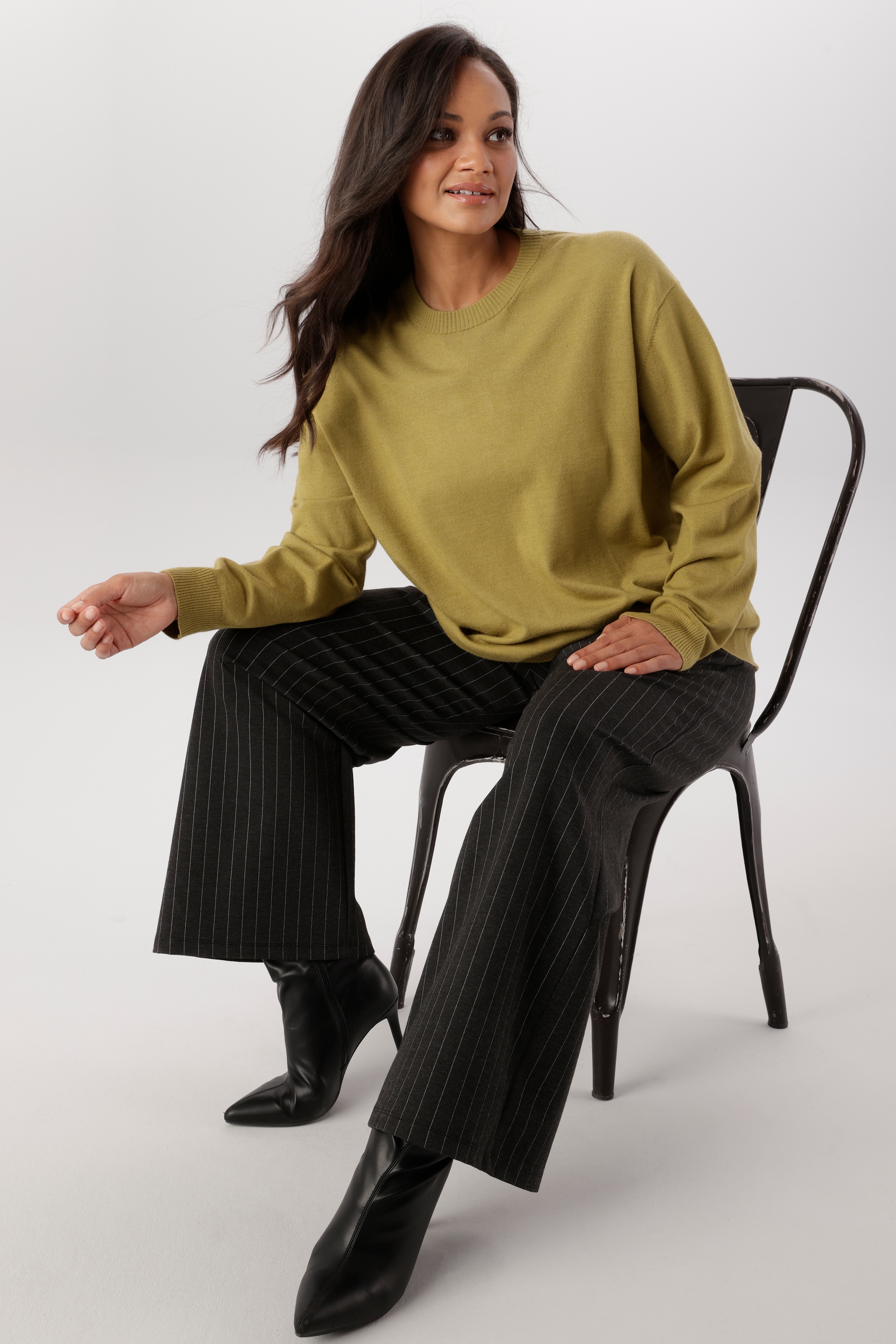 Aniston PLUS Pull à col rond en mélange viscose doux - NOUVELLE COLLECTION
