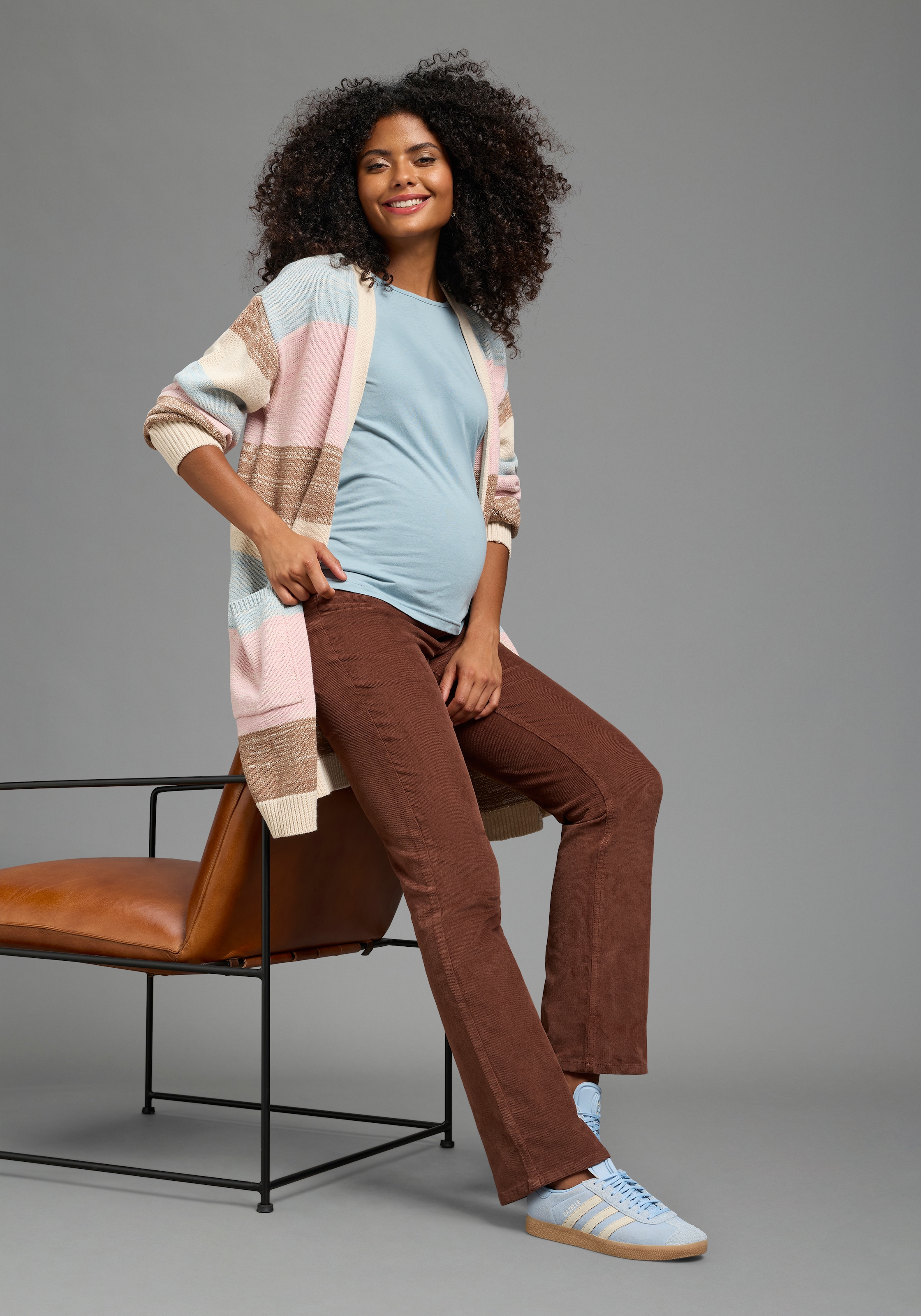 Neun Monate Pantalon de grossesse »Umstands-Cordhose«  jambe droite, large bande élastique, matière extensible