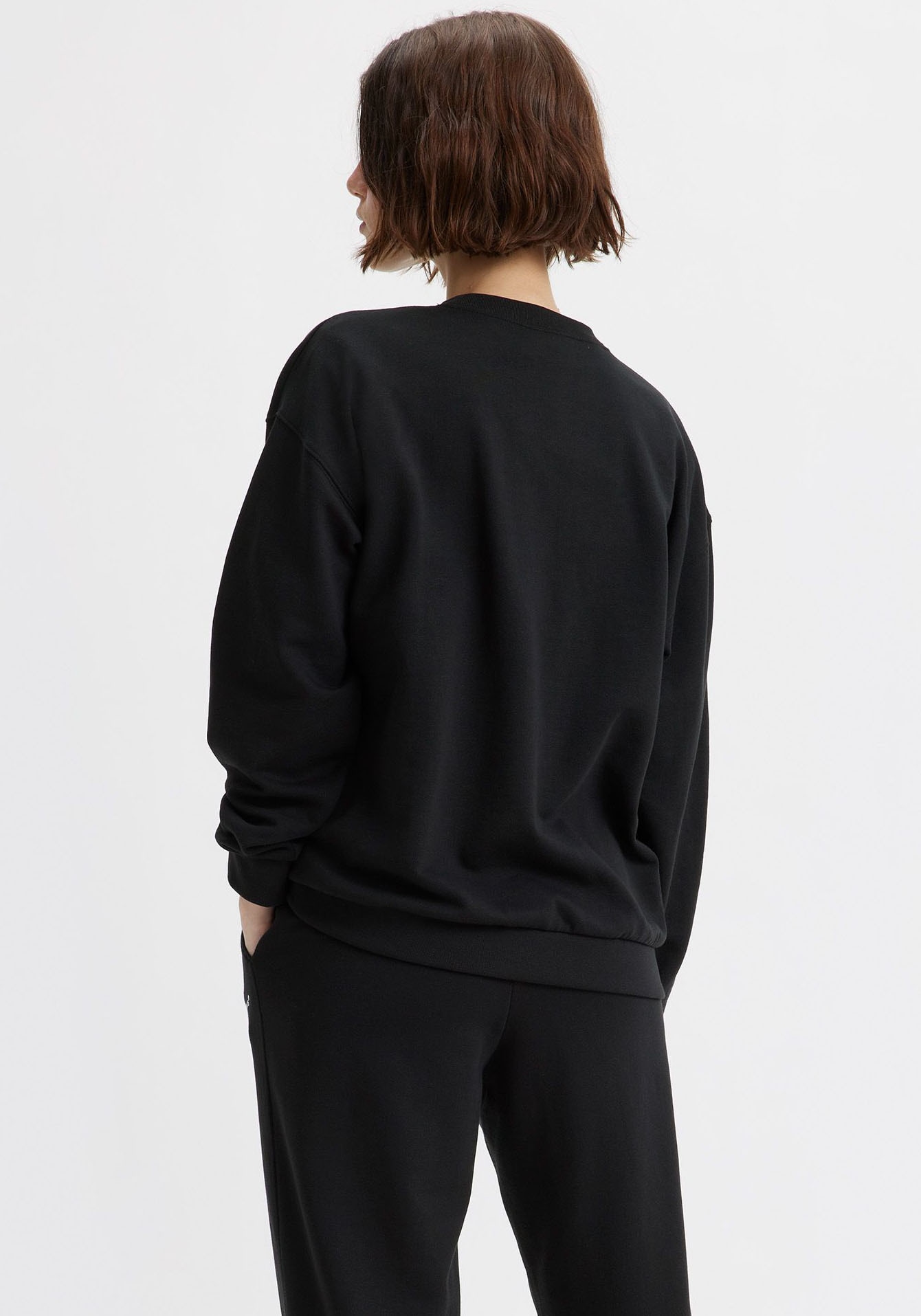 Levi's® Sweatshirt »EVERYDAY CREW SWEATSHIRT«, mit kleinem Logo auf der Brust

