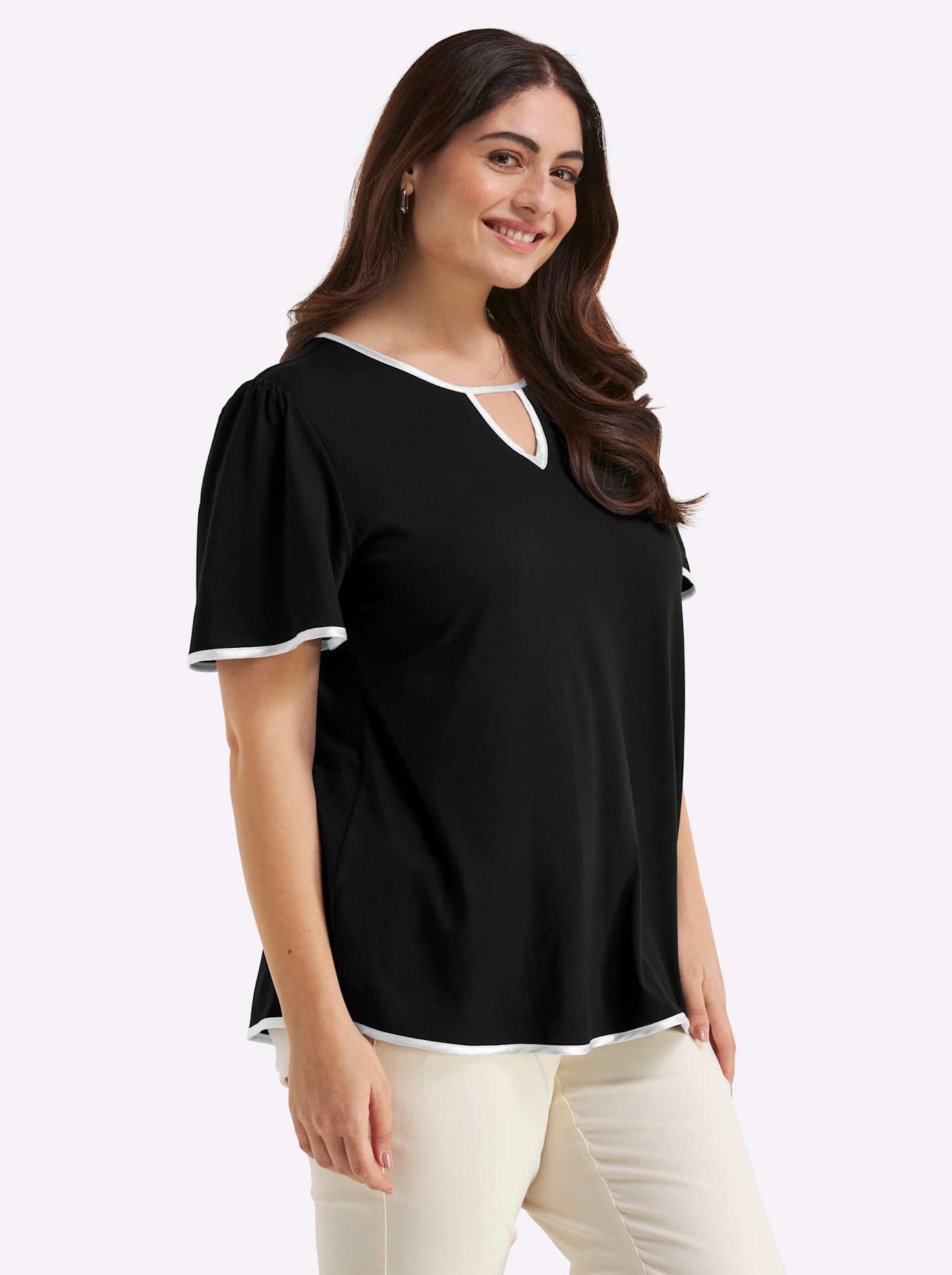 Sheego Shirt à col rond »Halbarmshirt« 1