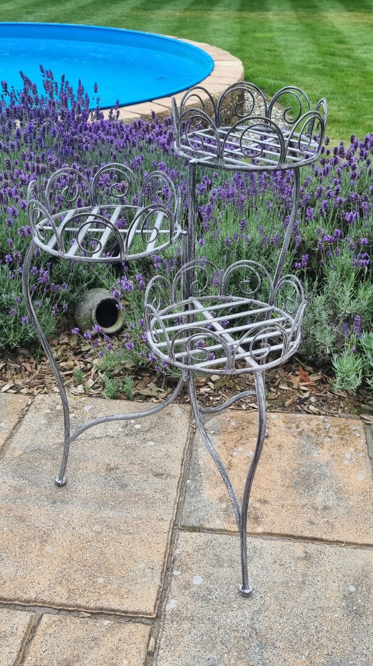 Ambiente Haus Blumenhocker »Blumenständer in grau (H) 70cm« 1 Stk. tlg. aus Schmiedeeisen mit Pulverbeschichtung für Innen- und Aussenbereich