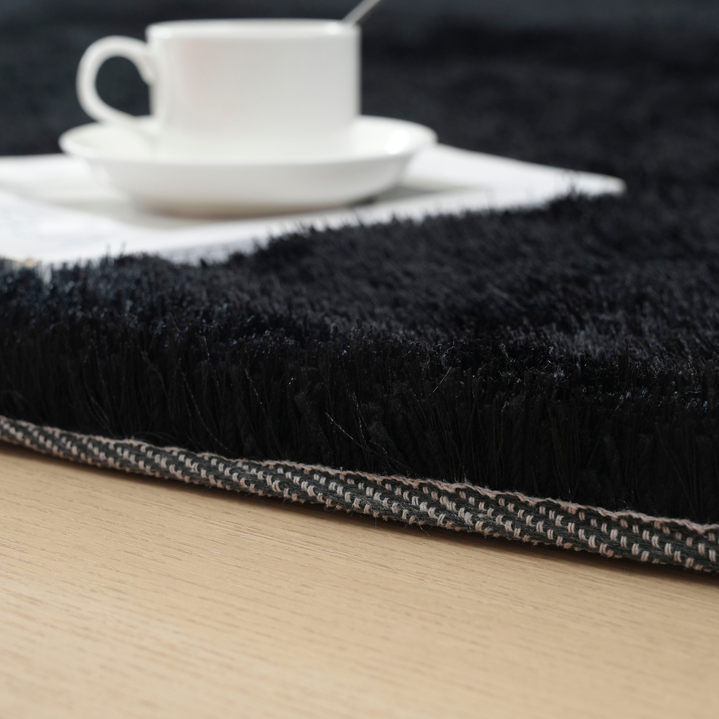 Bruno Banani Hochflor-Teppich »Dana Bean shape, besondere Form, weich, Mikrofaser Teppiche« U-förmig 30 mm Höhe organische Form, uni, Wohnzimmer, Schlafzimmer, Esszimmer