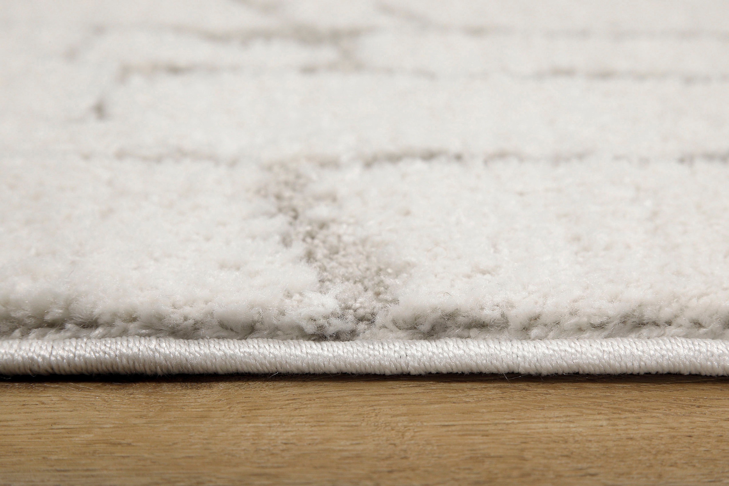 GOODproduct Tapis »Serin« Rectangulaire 18 mm Höhe Kurzflor, Hoch Tief, modernes Design, weiche Oberfläche, Wohnzimmer