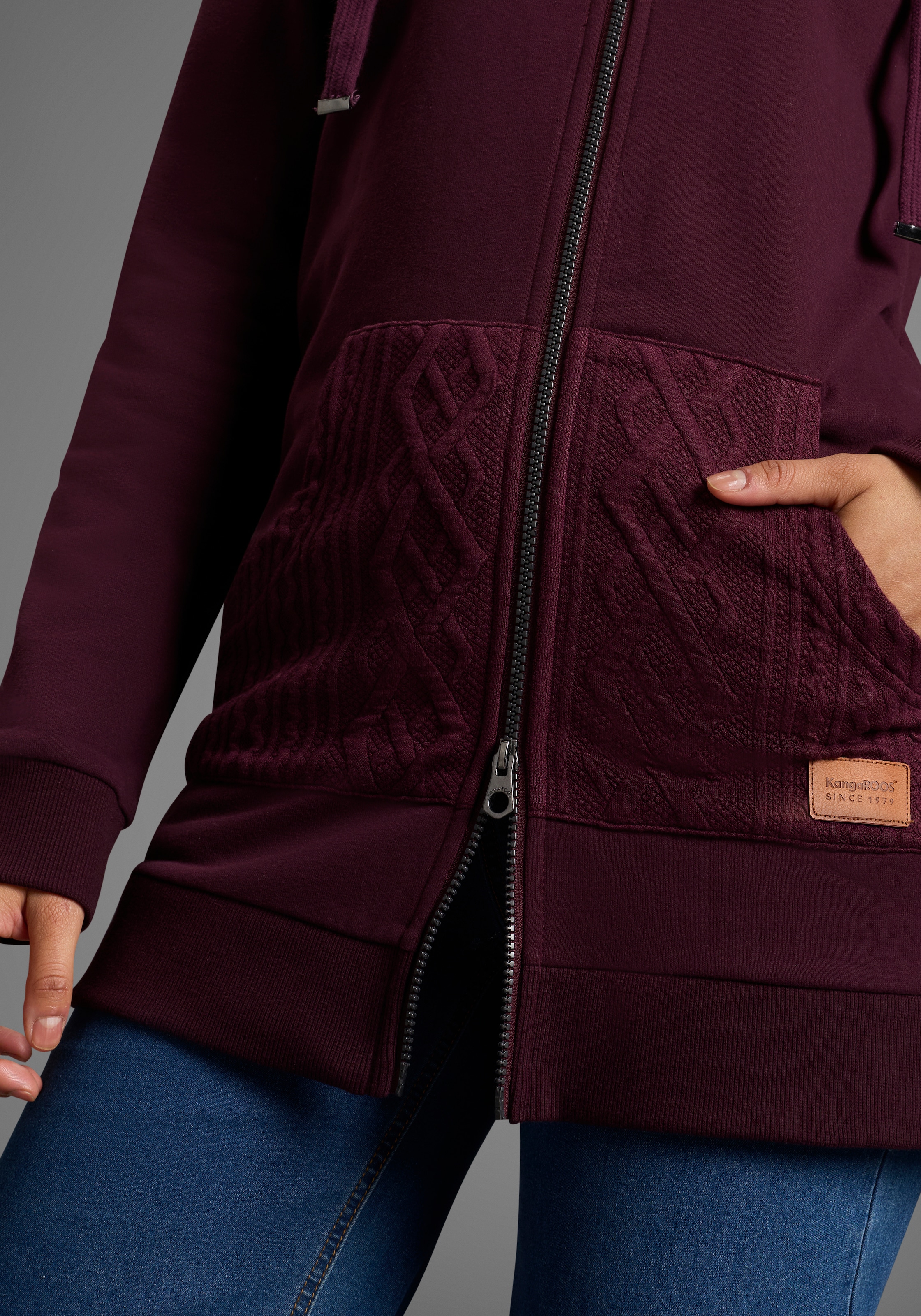 KangaROOS Kapuzensweatjacke mit Zopfmusterdetails
