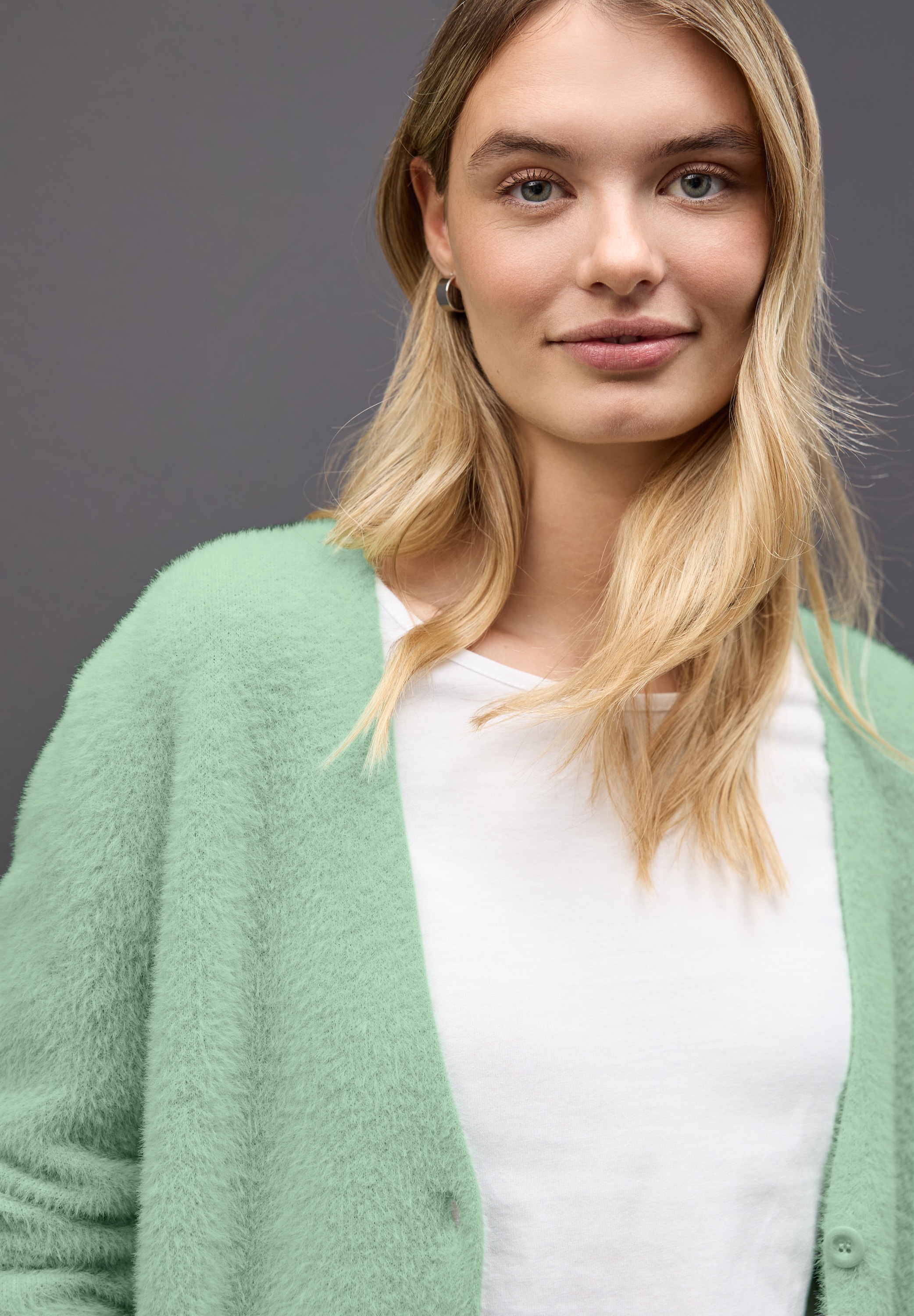 STREET ONE Cardigan mit V-Ausschnitt