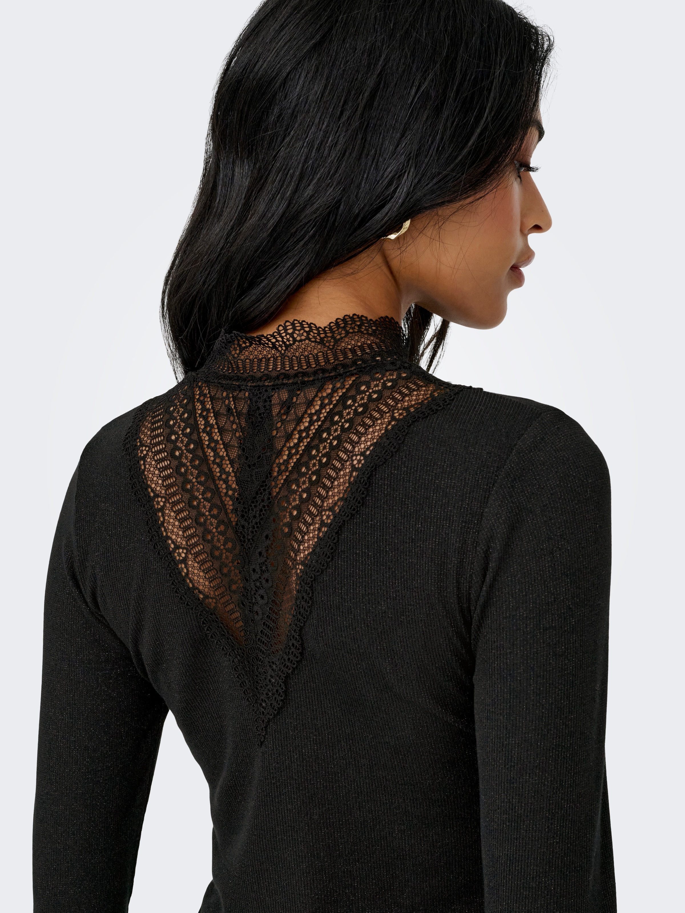 ONLY T-shirt à manches longues »ONLTILDE GLITTER L/S HIGHNECK TOP JRS« Polyester, regular fit