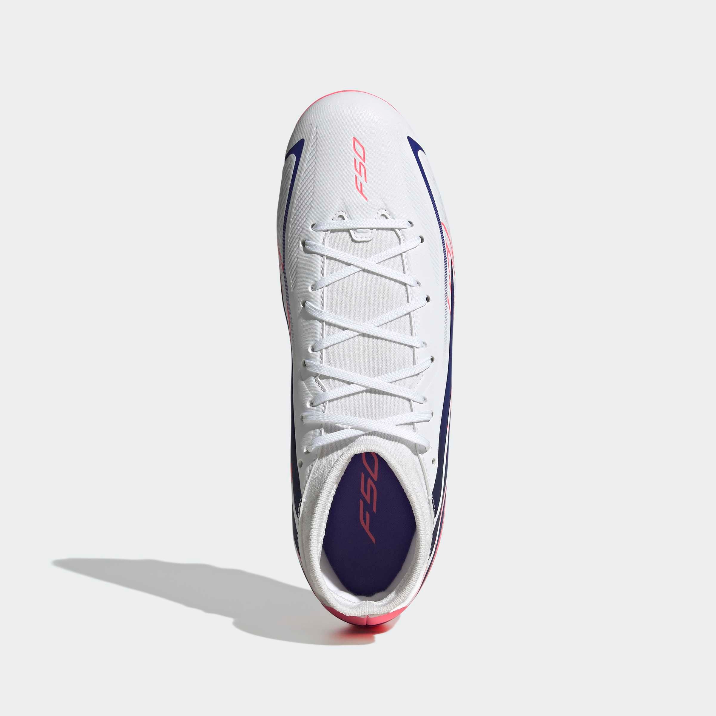 adidas Performance Chaussure de football »F50 HYPERFAST CLUB MID , FESTE / GEMISCHTE BÖDEN«  adapté à de nombreux types de sols