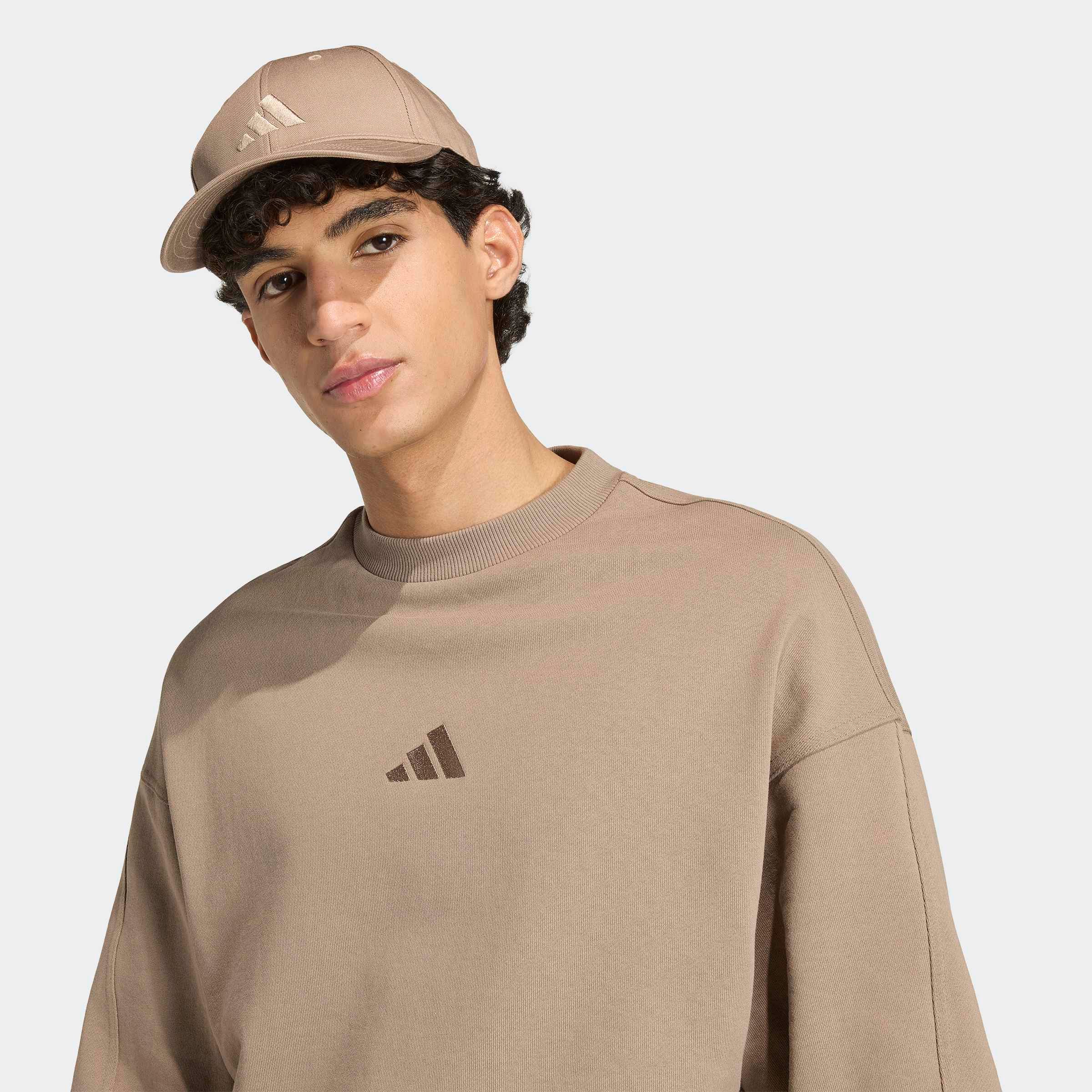 adidas Sportswear Sweat-shirt »M AK SL SWT«, mit Rundhalsausschnitt, ohne Verschluss, in normaler Länge
