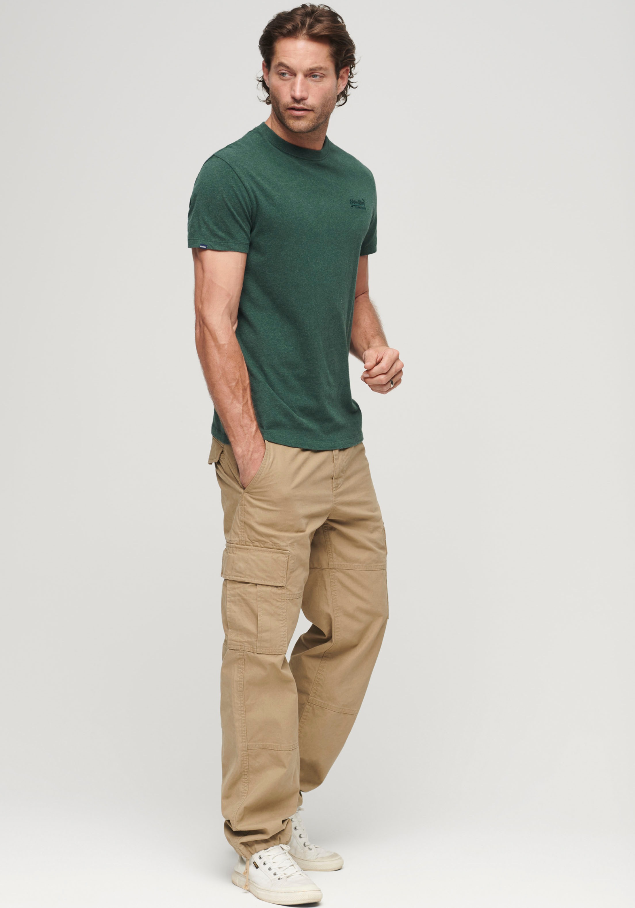 Superdry Shirt à col rond »ESSENTIAL LOGO EMB TEE«