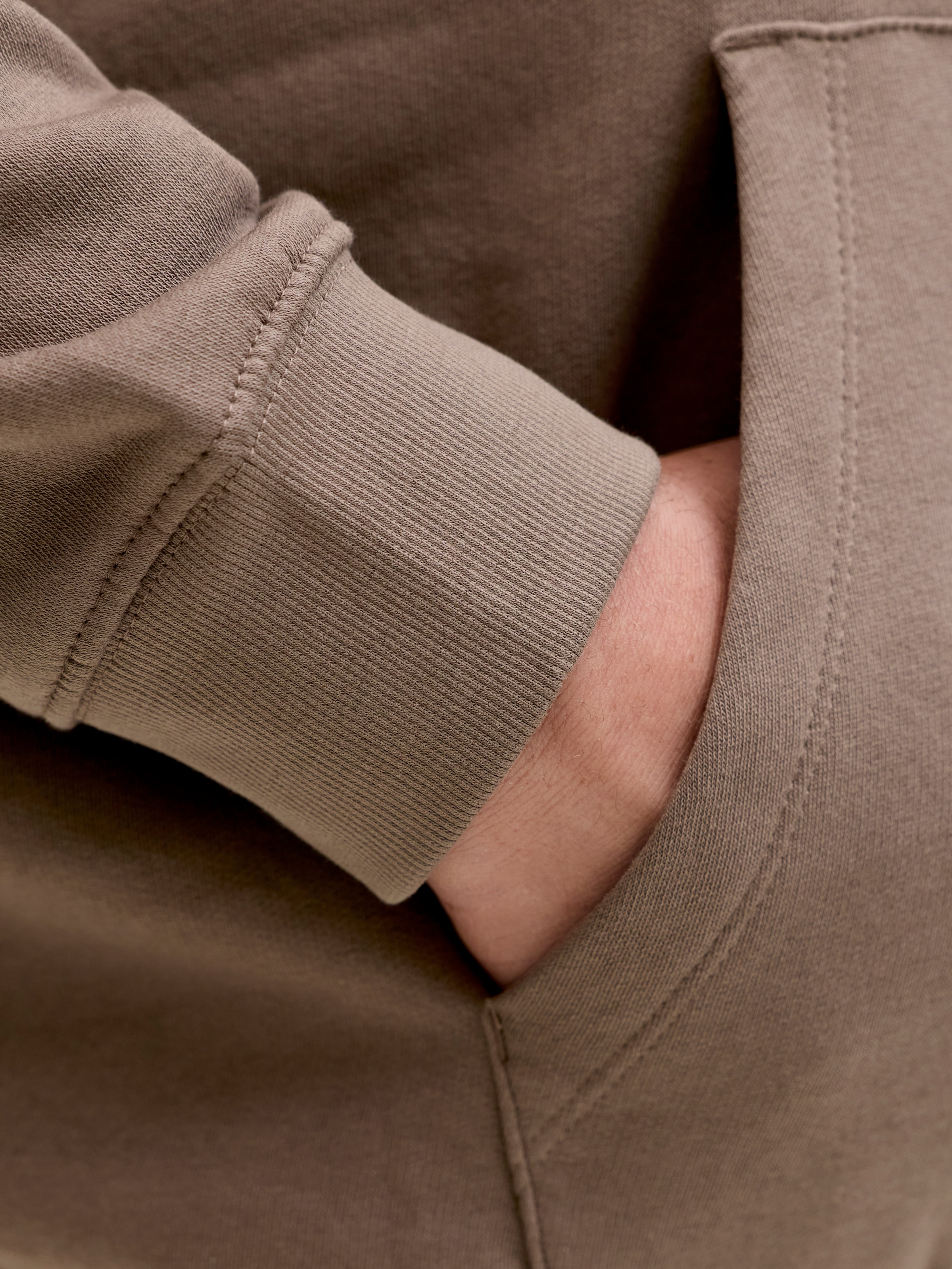 Jack & Jones PlusSize Sweat à capuche »JJESTAR JJ SWEAT HOOD NOOS PLS«, mélange coton, coupe décontractée
