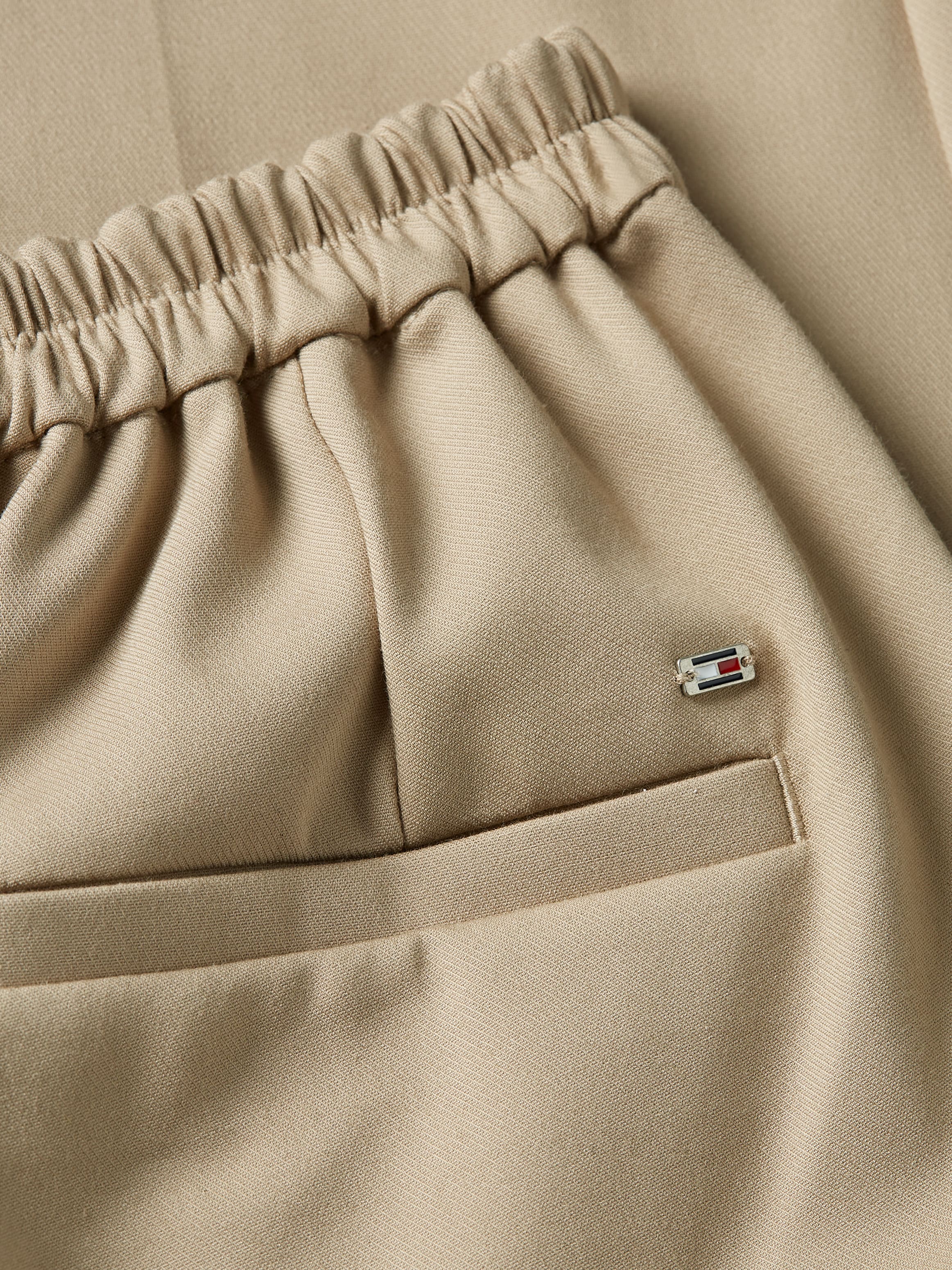 Tommy Hilfiger Chinohose  mit Logostickerei, elastische Pull On Pants