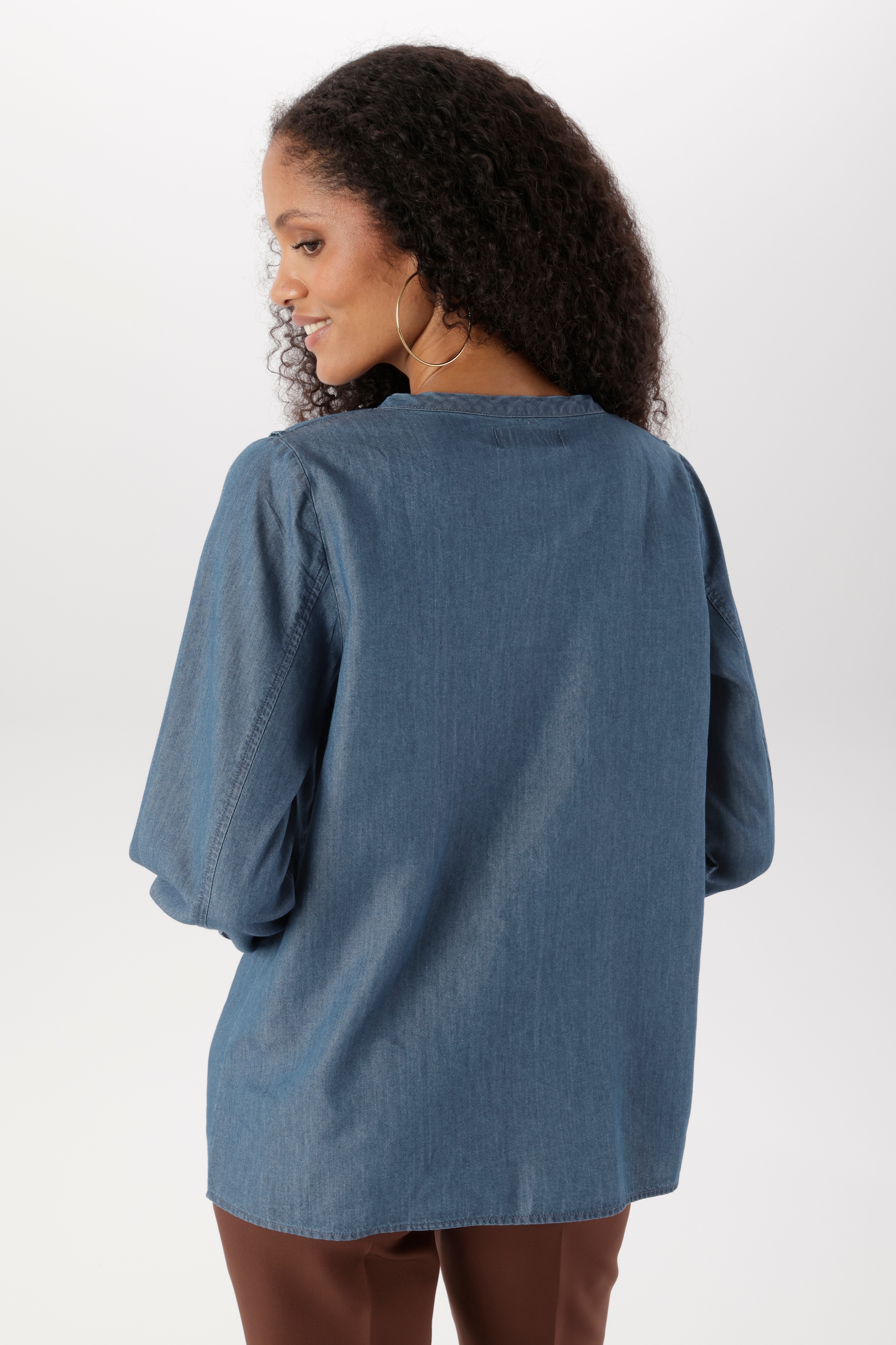 Aniston SELECTED Blouse en jean avec volants au col en V allongeant - NOUVELLE COLLECTION
