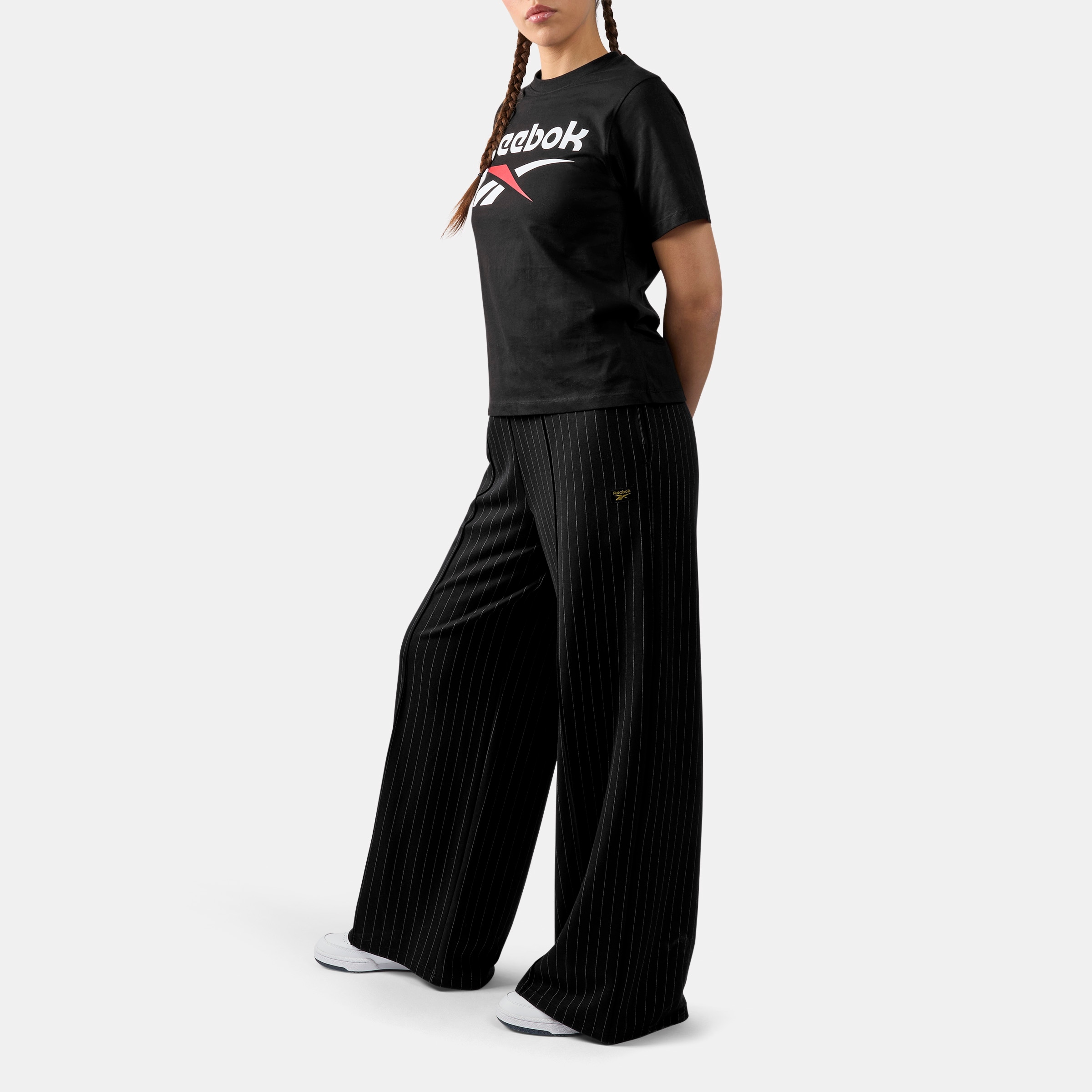 Reebok T-shirt »WREN 2 COLOUR LOGO CREW SS TEE« en coton, disponible des tailles XS à XXL