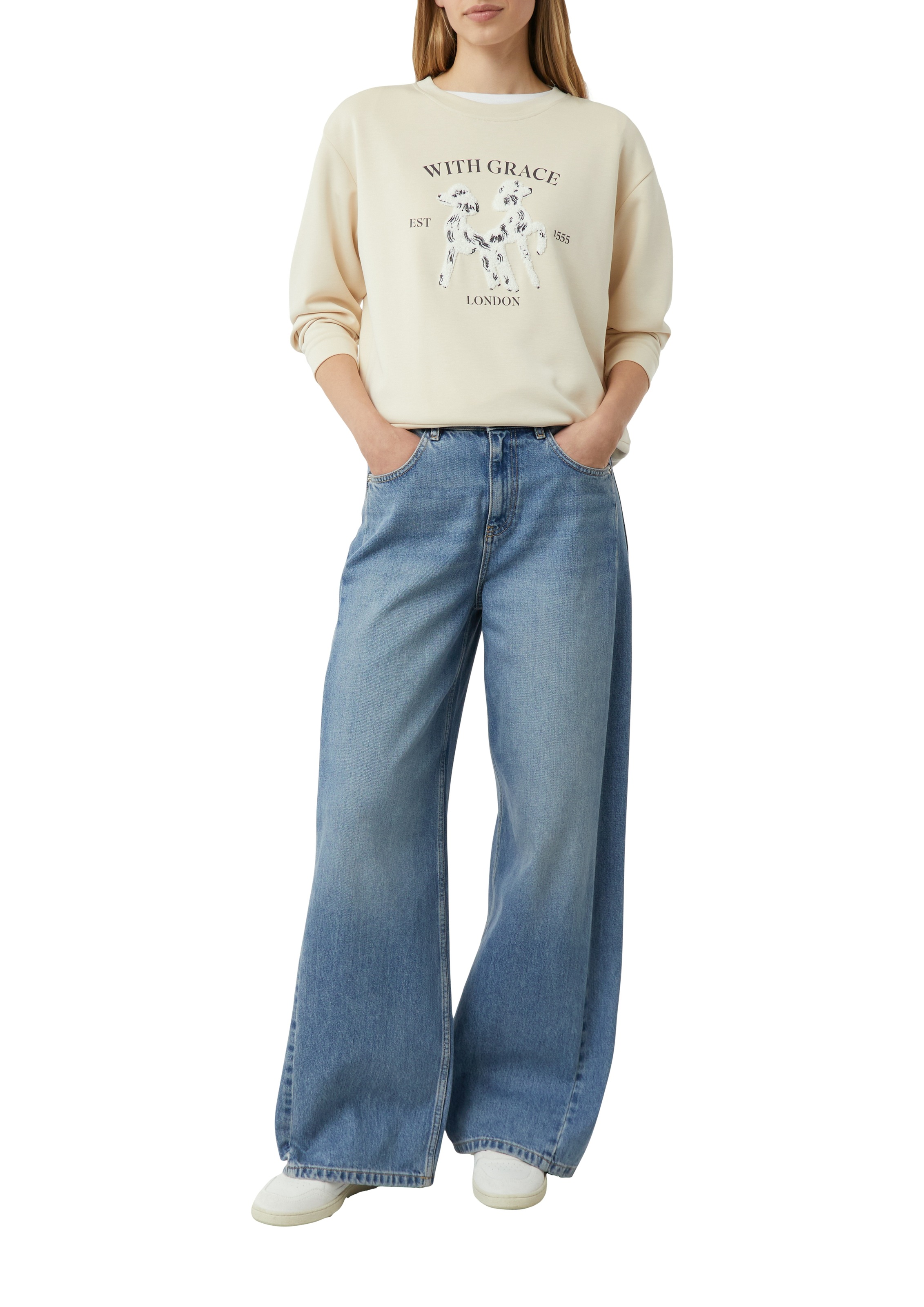 Comma Sweatshirt , mit Print und Aufnähern
