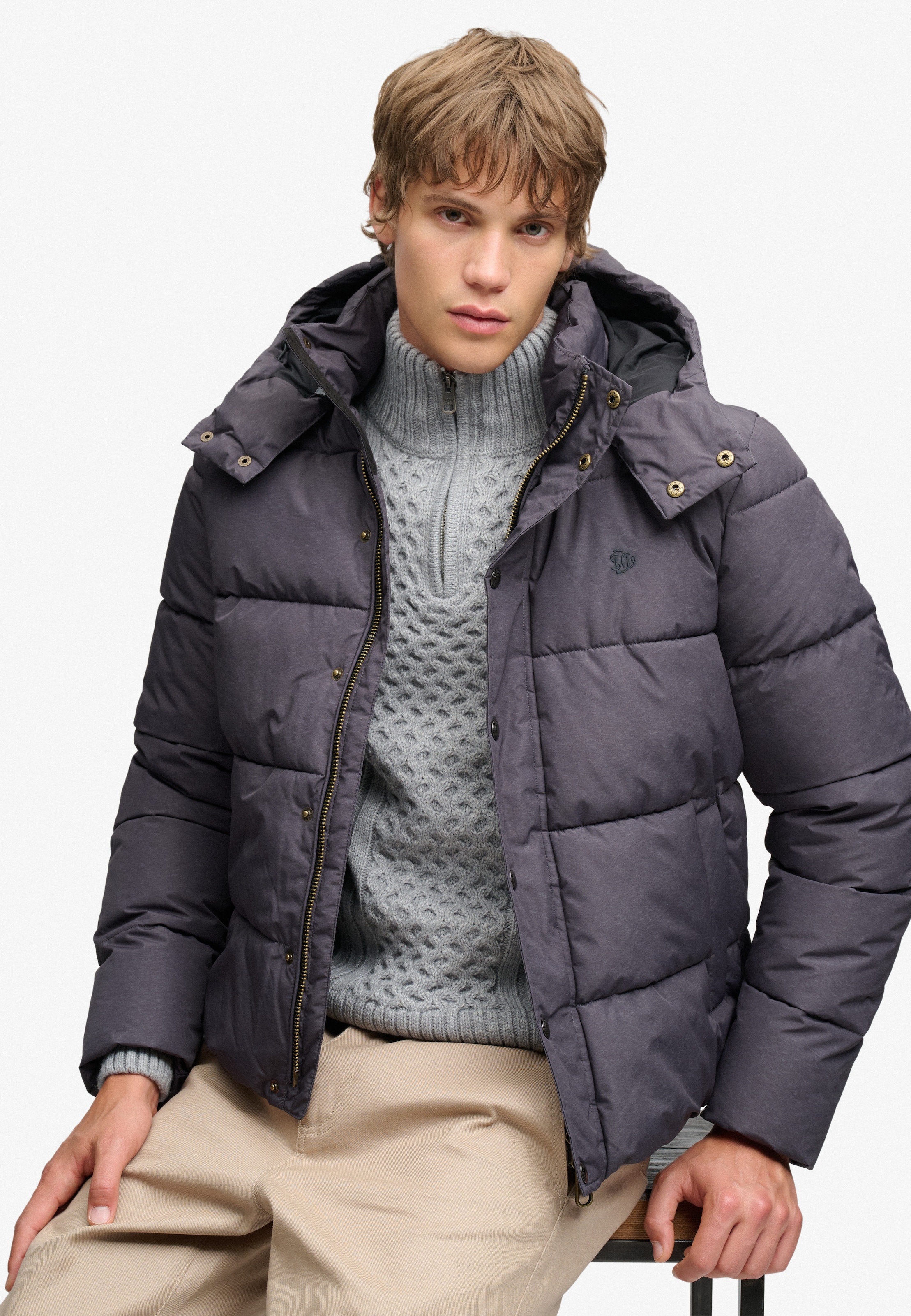 Superdry Veste matelassée »PREMIUM HOOD PUFFER JKT« avec capuche fibre synthétique, coupe décontractée