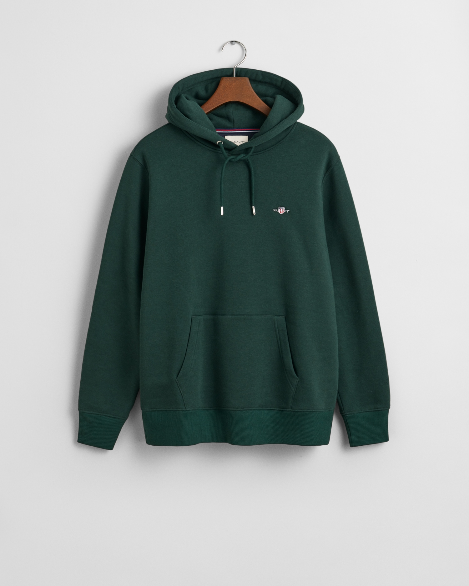 Gant Hoodie »REG SHIELD HOODIE« mit Logostickerei auf der Brust