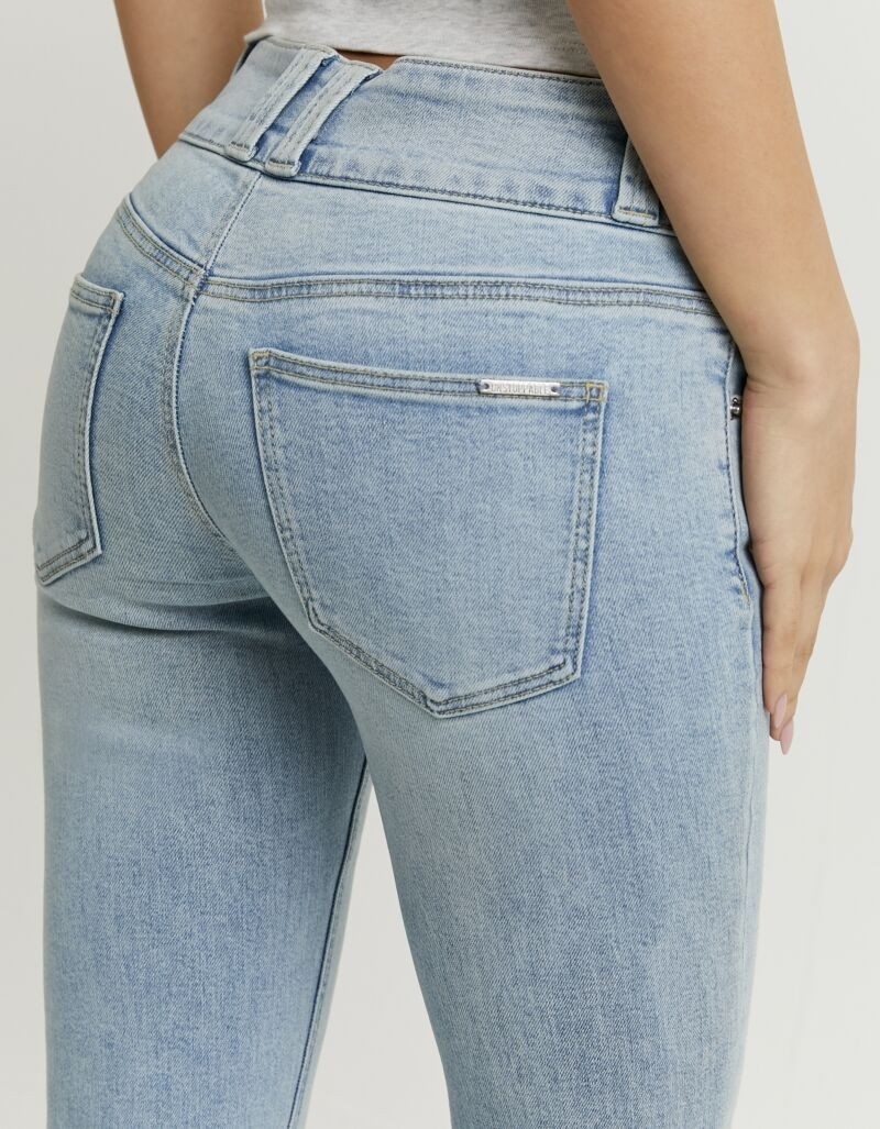 Tally Weijl Bootcut-Jeans »SPADECYNTIA« Baumwollmischung, Low Waist, mit doppeltem Knopf am breiten Bund