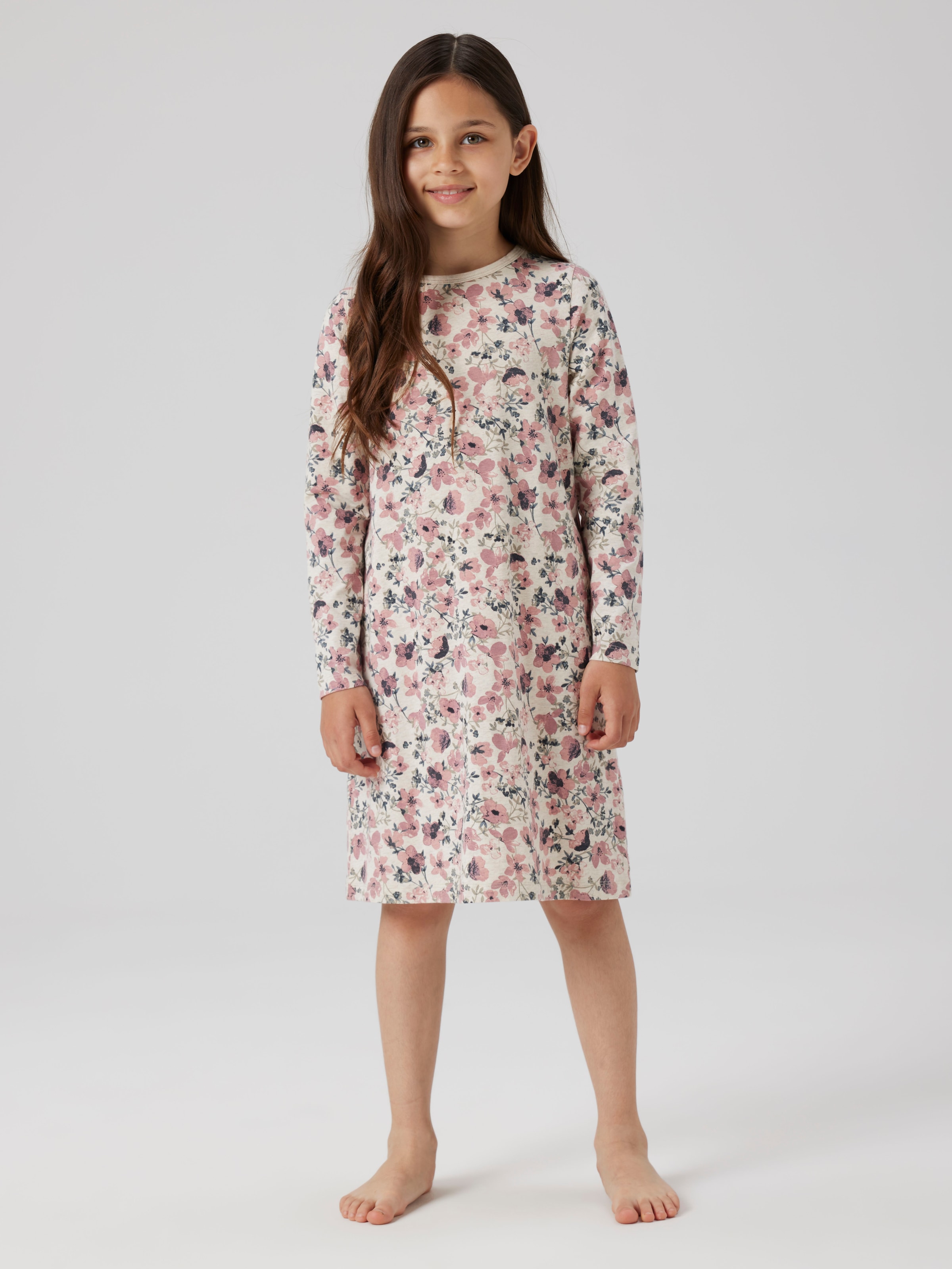 Name It Chemise de nuit »NKFNIGHTGOWN LS NOSTALGIA FLOWER NOOS« en mélange de coton, coupe Relaxed Fit, jersey élastique