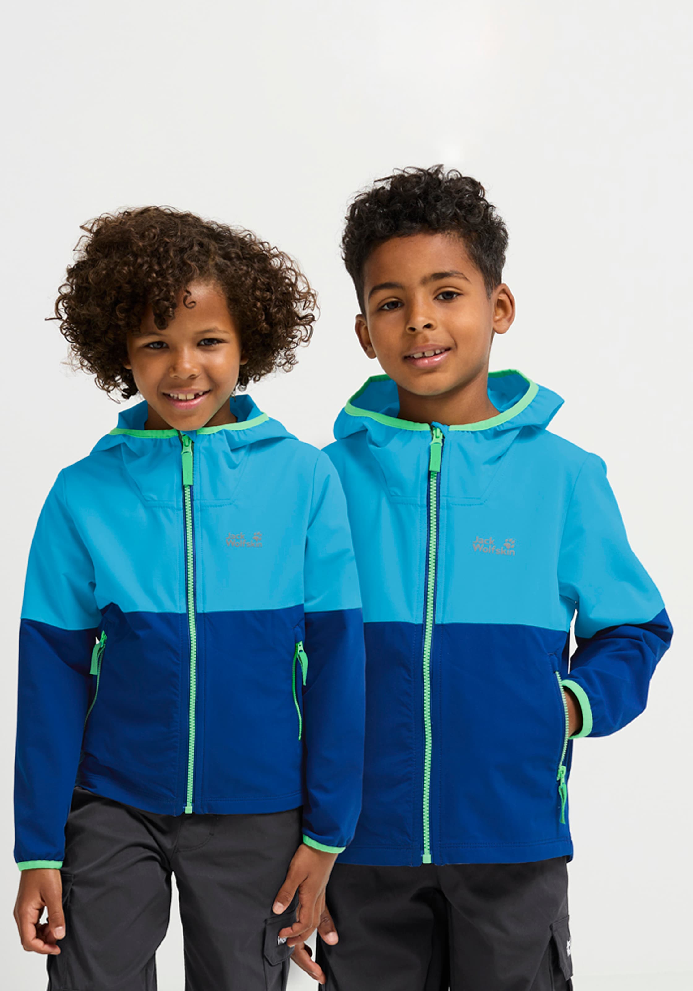 Jack Wolfskin Softshelljacke »SANDBIRD HOODED JKT K« mit Kapuze Winddicht, atmungsaktiv, Übergangsjacke