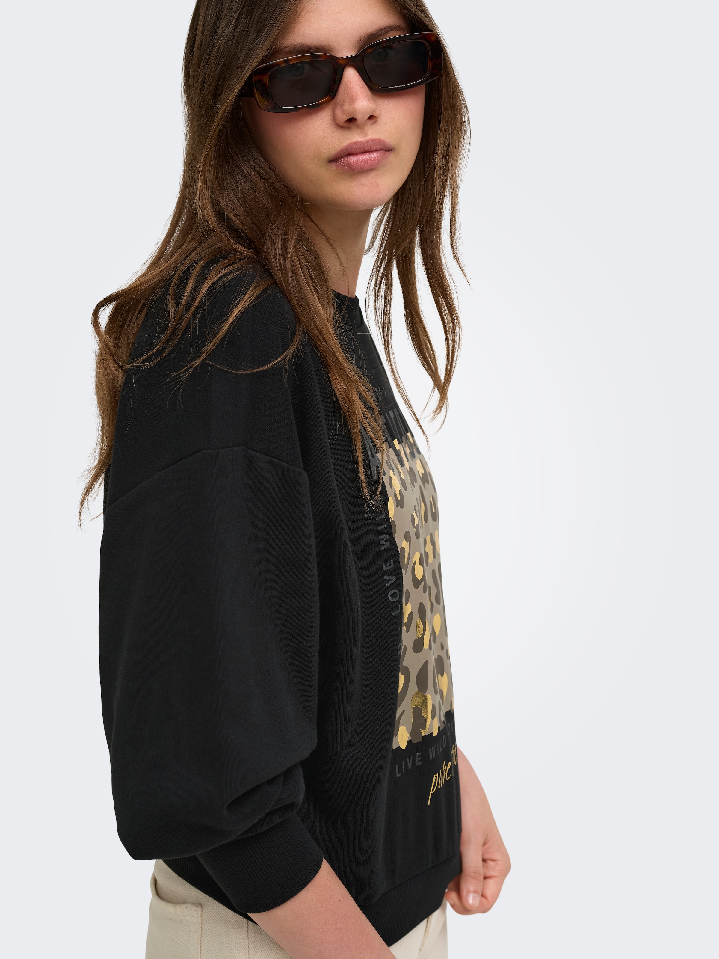 ONLY Sweat-shirt »ONLBROOKY L/S PRINT UB CS SWT«, mélange coton, coupe régulière
