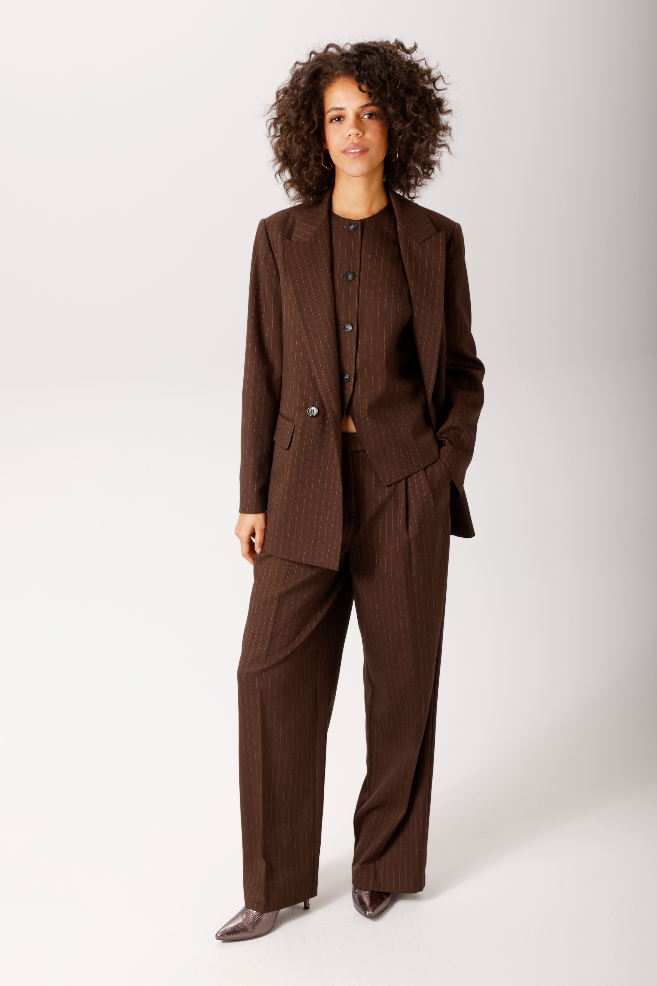 Aniston CASUAL Pantalon de costume  dans un élégant motif à fines rayures - NOUVELLE COLLECTION