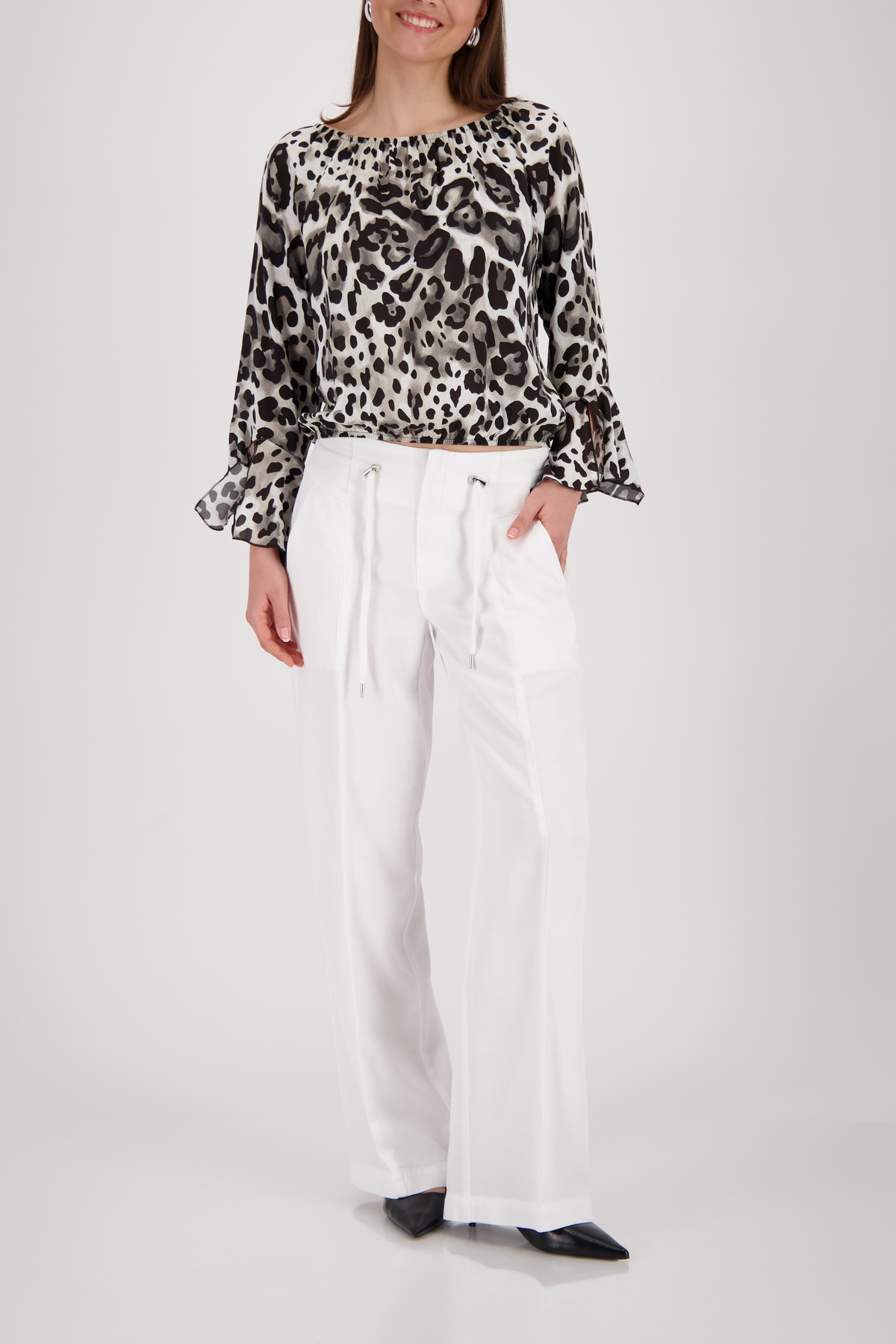 Monari Blouse à manches longues »Bluse Leodruck allover« Regular fit mit Leomuster