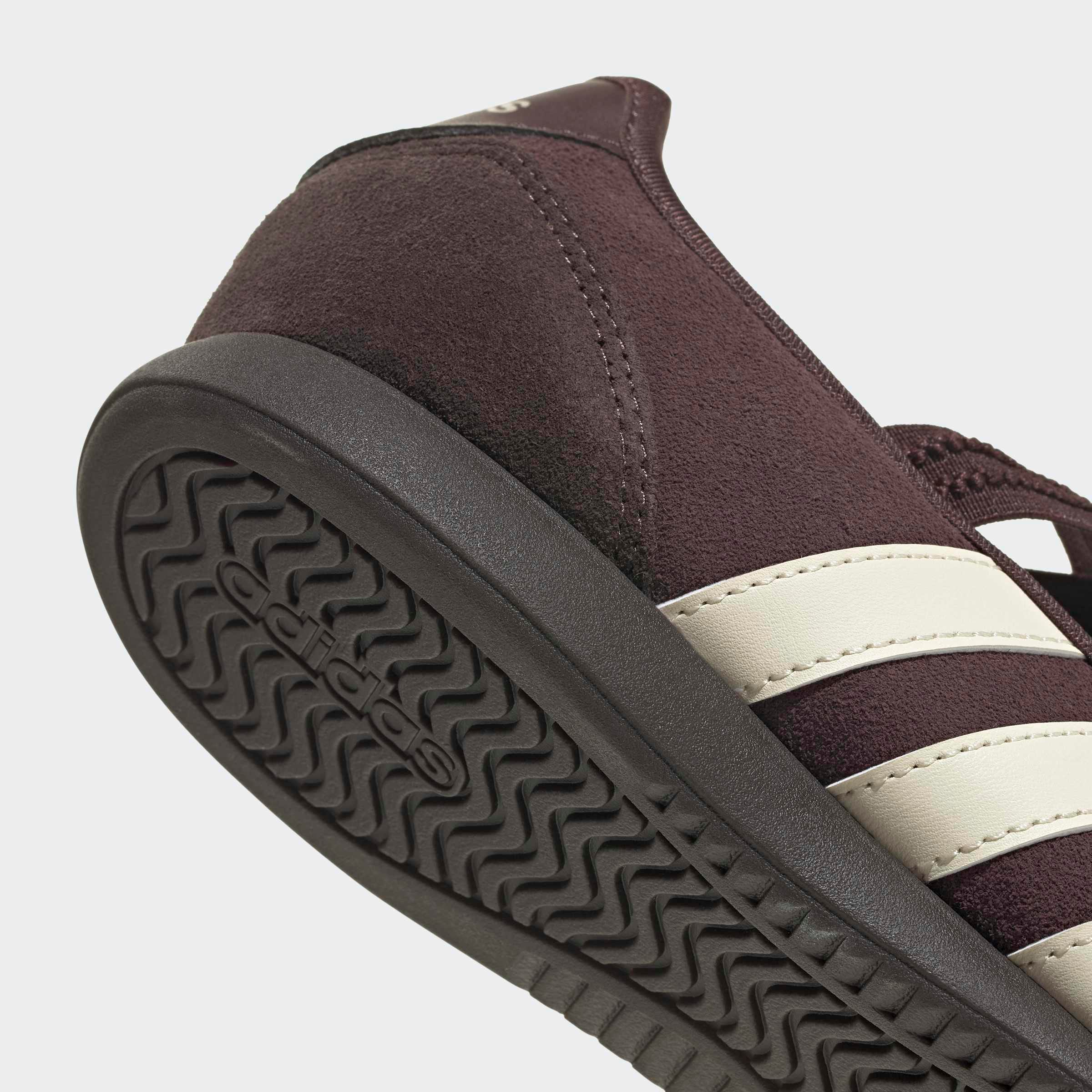 adidas Sportswear Ballerines Sneaker »BARREDA MARY JANE«  Design sur les traces de l'adidas Samba Mary Jane