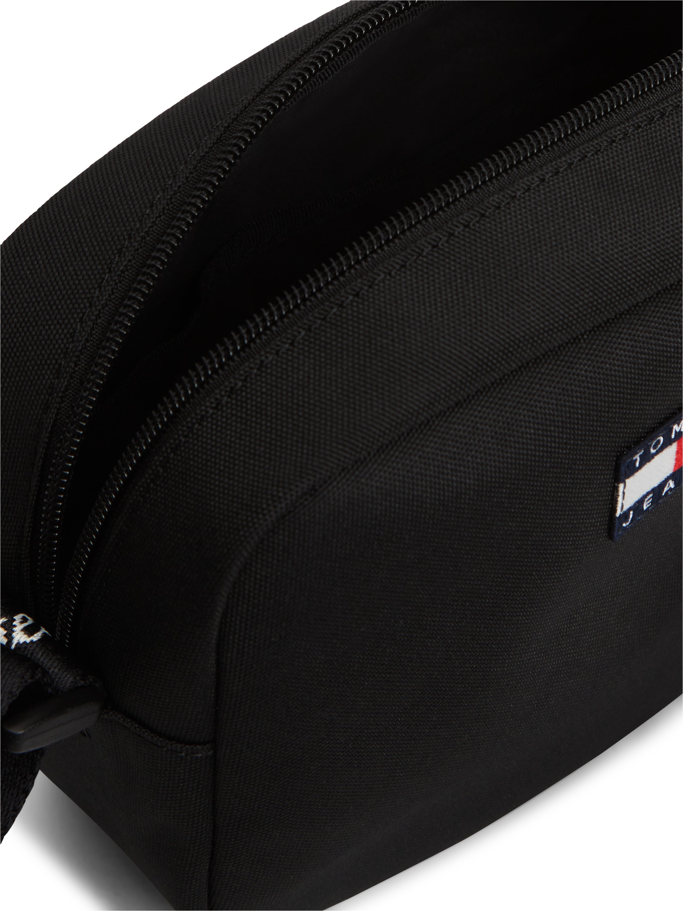 Tommy Jeans Umhängetasche »TJW ESS DAILY CROSSOVER« Damen Schultertasche, Minibag mit Logo-Aufnäher