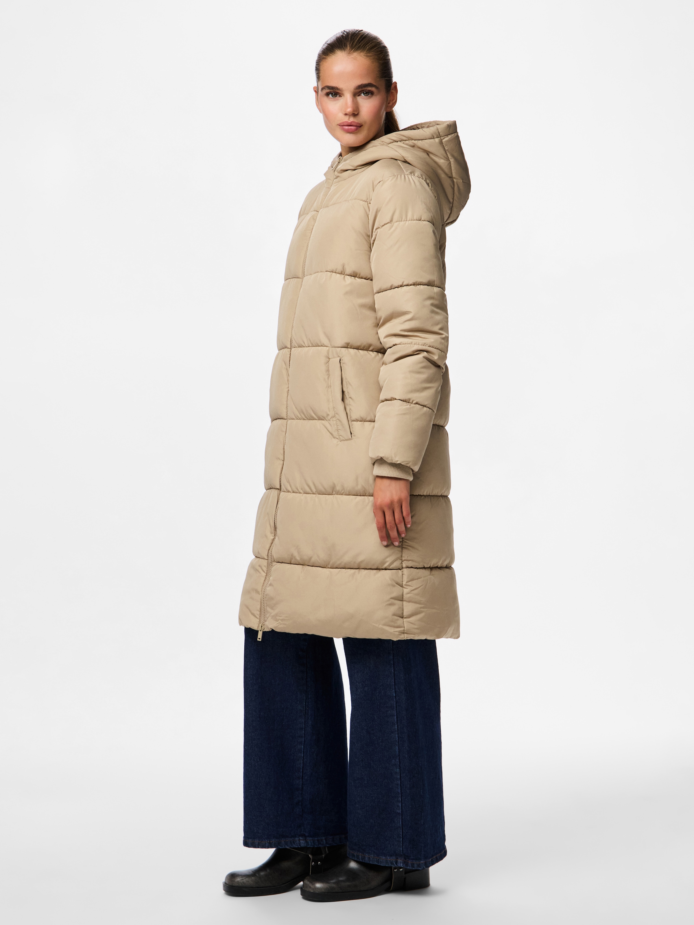pieces Steppmantel »PCBEE NEW LONG PUFFER JACKET NOOS BC« Kunstfaser
