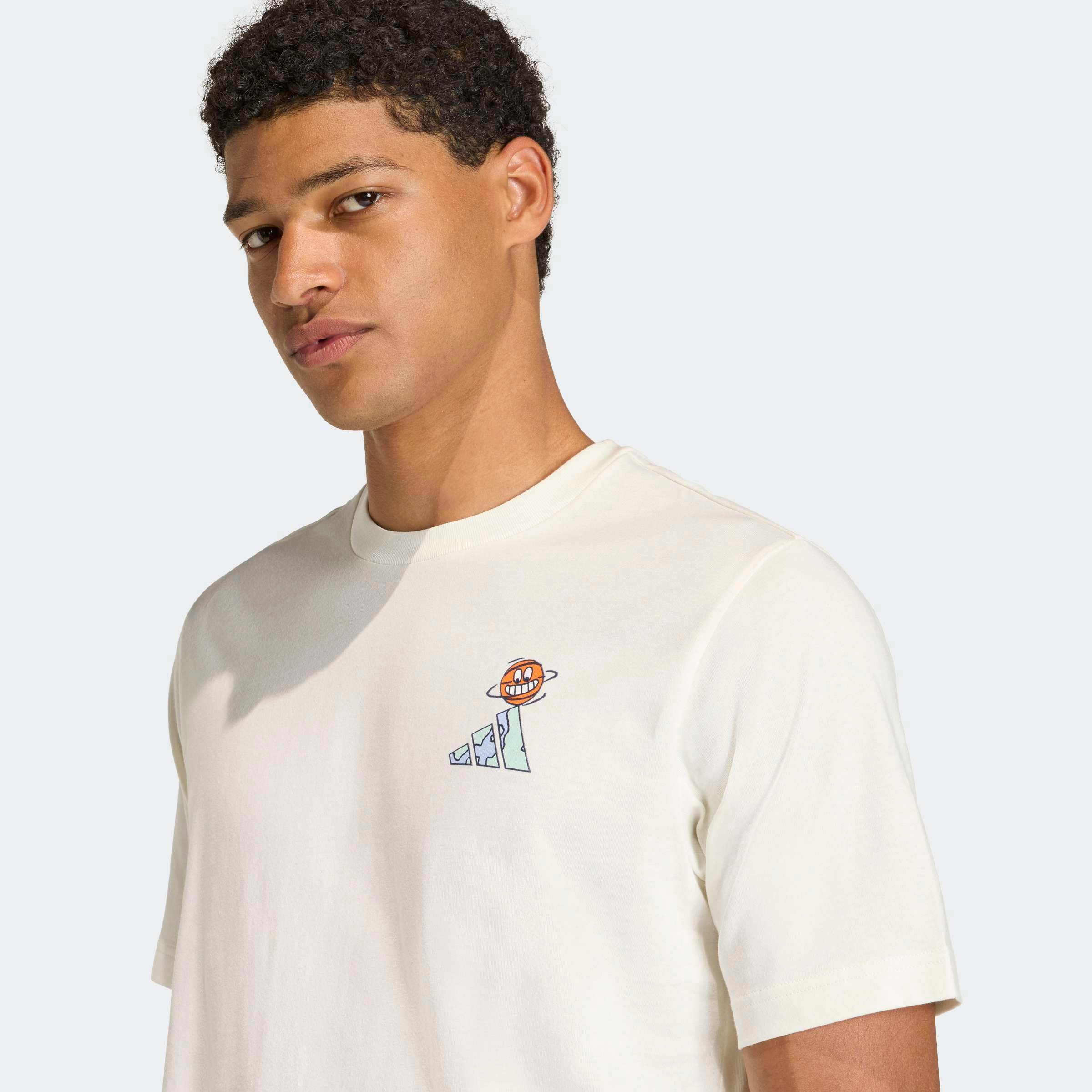 adidas Sportswear T-shirt »EARTH DAY GRAFIK« pour adultes, au style sportif, sans fermeture, en coton