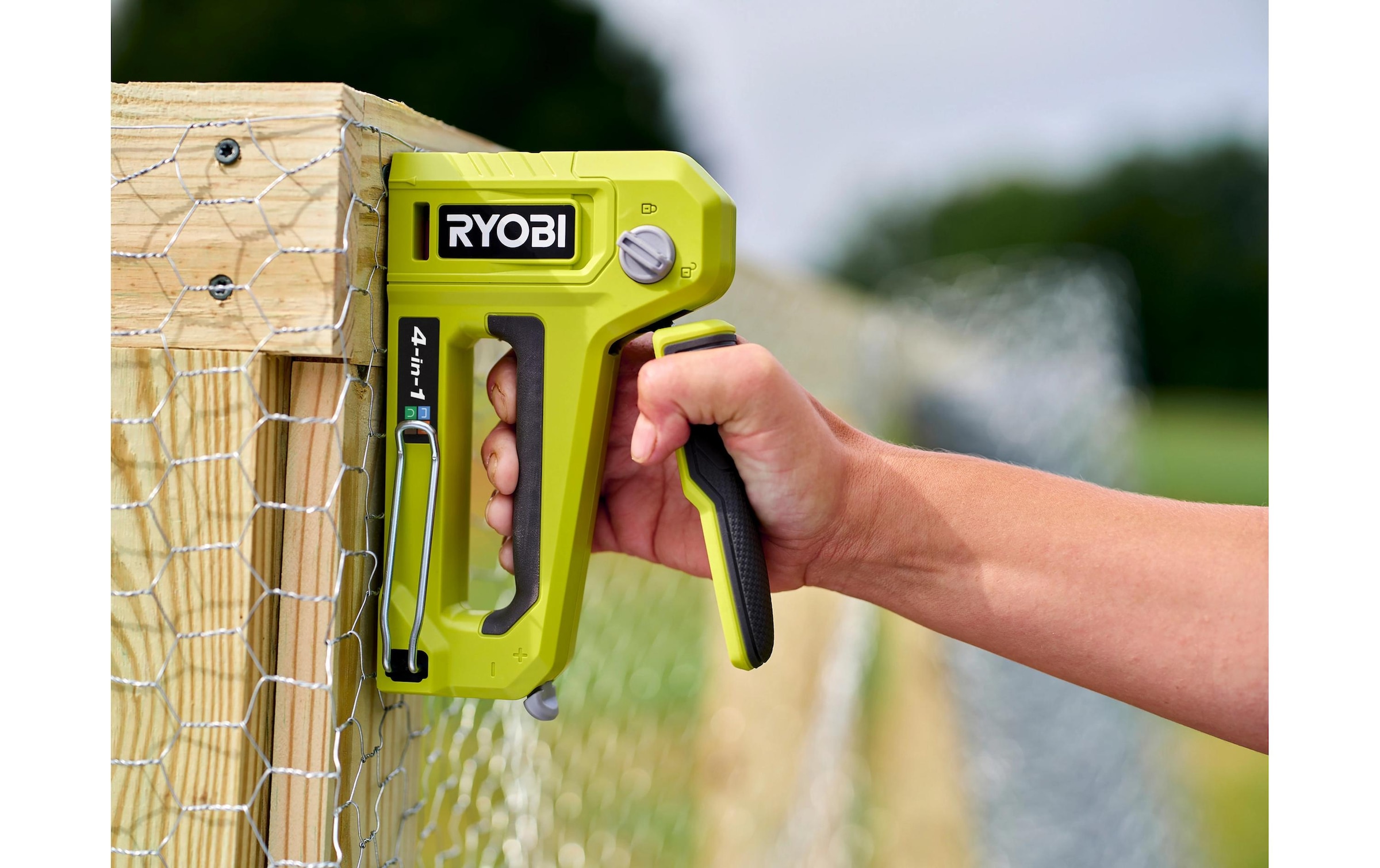 RYOBI Agrafeuse manuelle »RHFST4IN1« ielseitiger 4-in-1 Hefter für präzise Befestigungsarbeiten