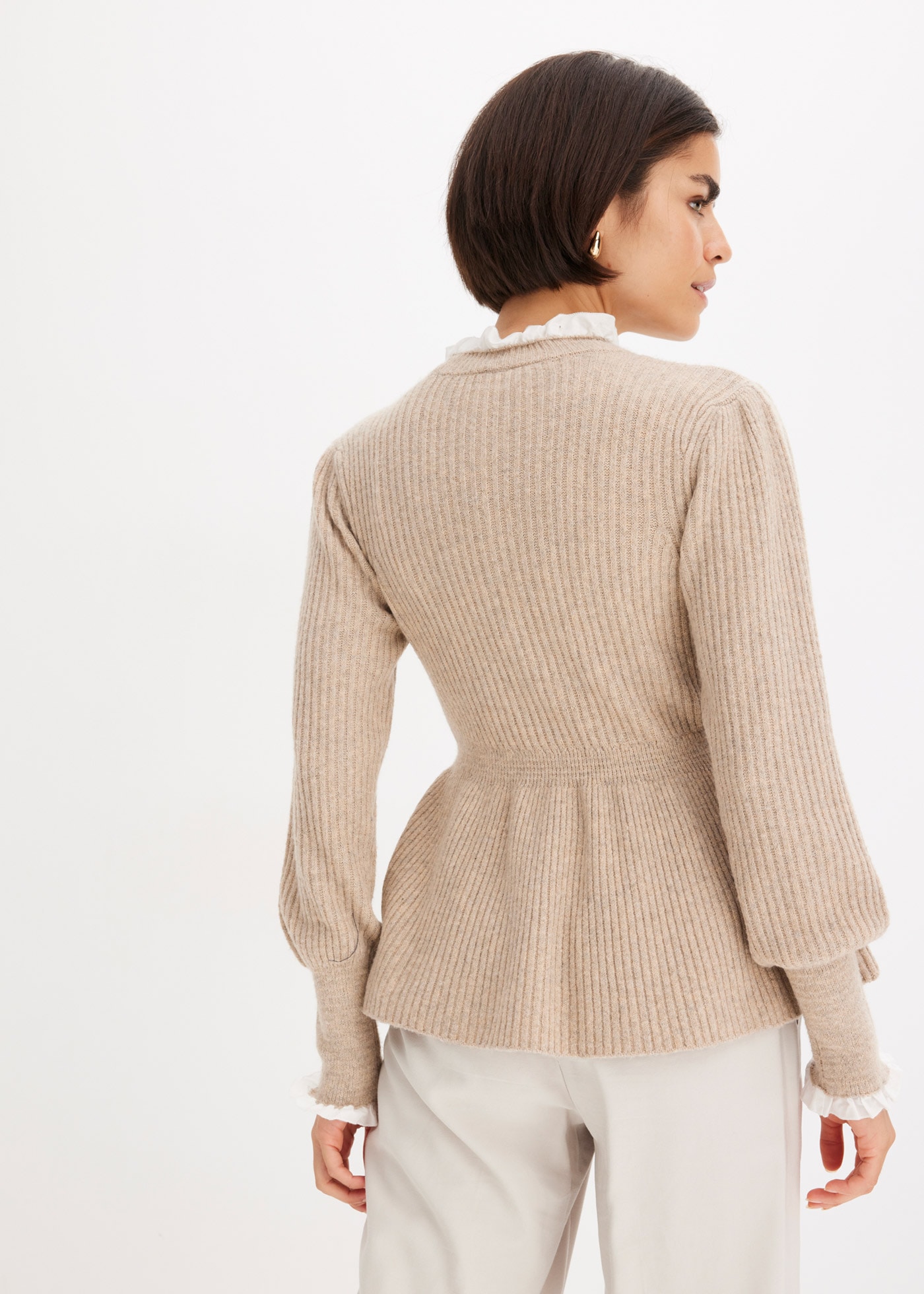 bonprix Strickpullover »Pullover« aus Polyester und Elasthan, mit Blusen-Einsatz, bequeme Passform