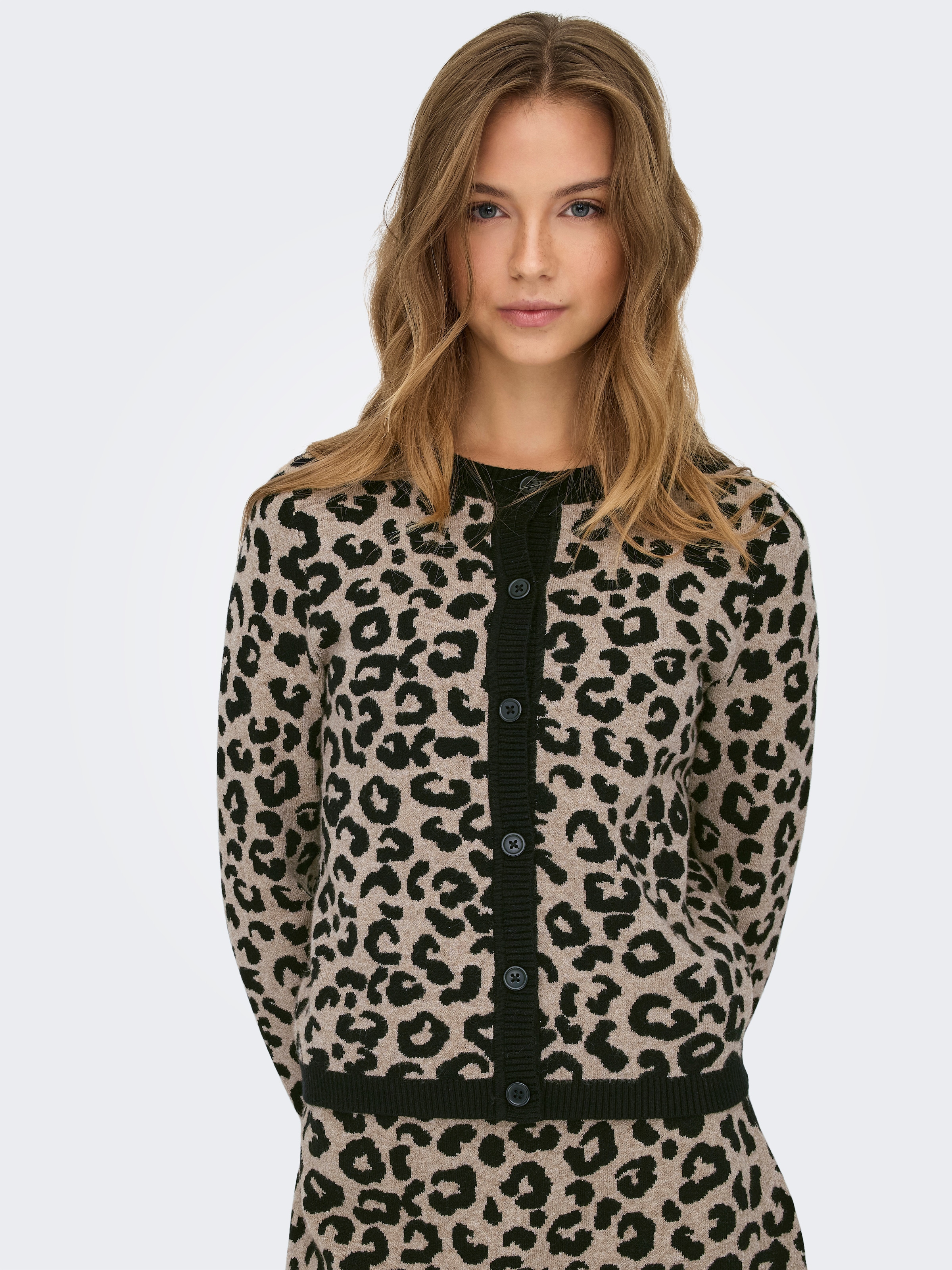 ONLY Veste en tricot »ONLANNY LS O-NECK LEO CARDIGAN EX KNT«