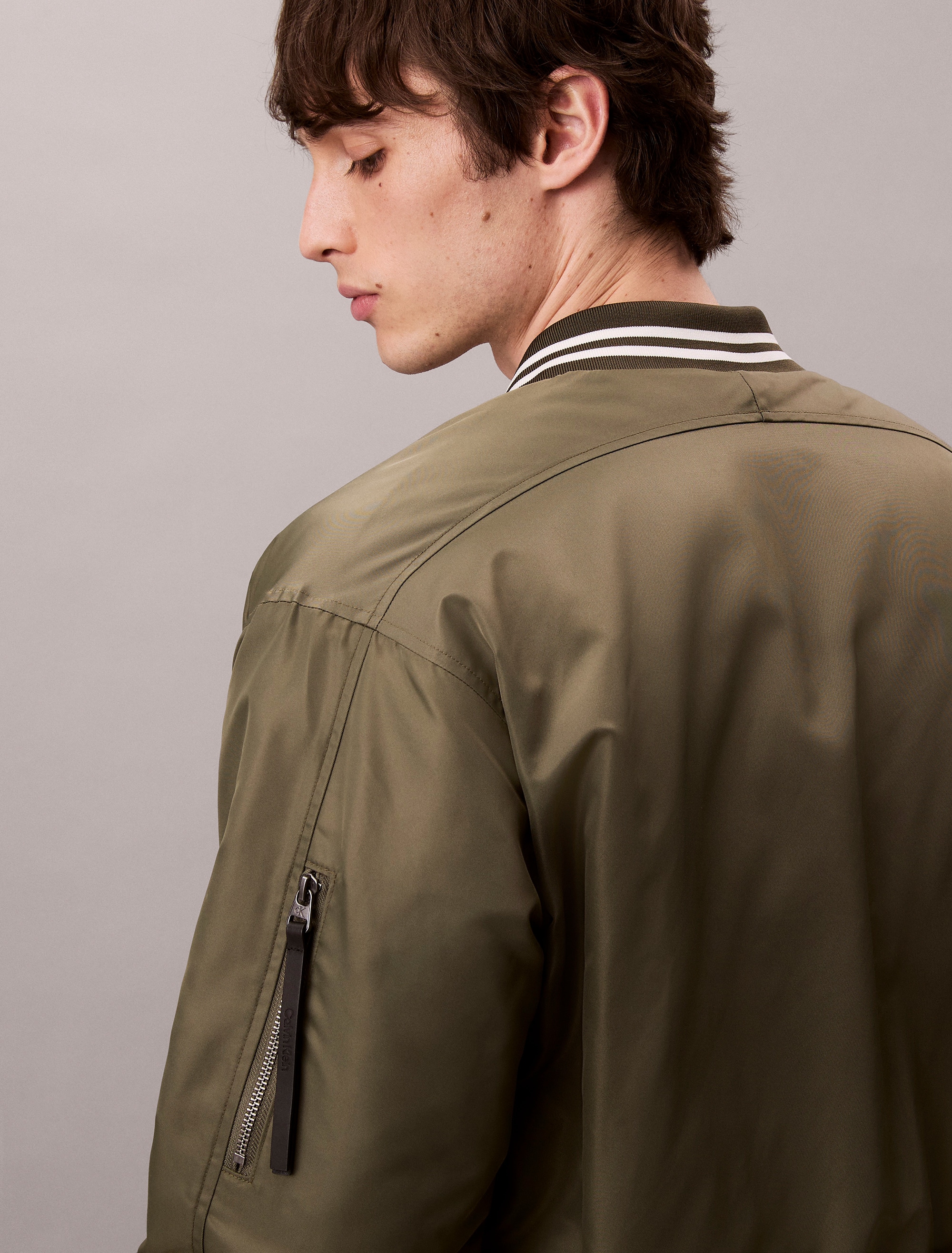 Calvin Klein Jeans Collegejacke »LS JEANS TIPPED HERO BOMBER« ohne Kapuze Mit Rundhalsausschnitt, regular fit