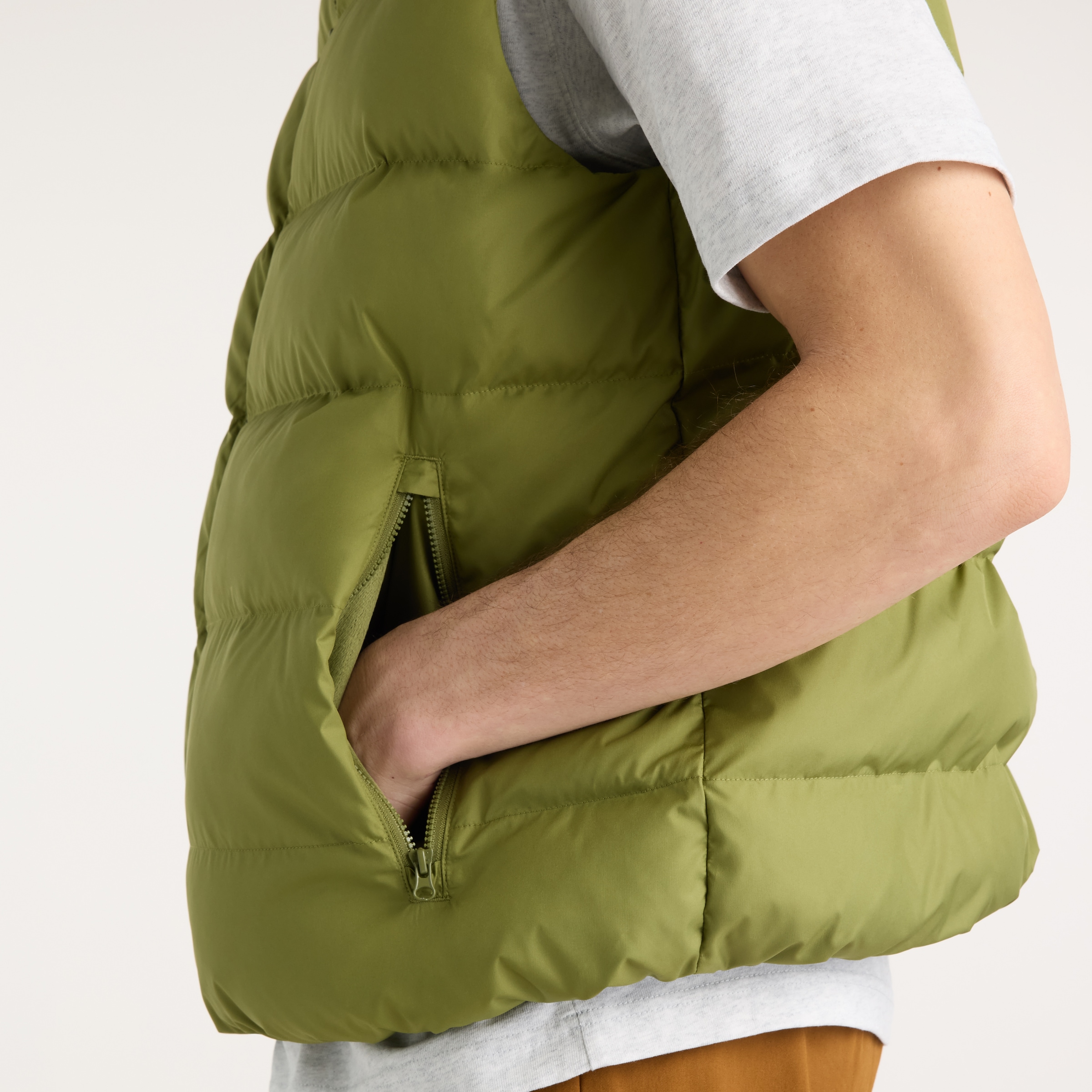 New Balance Gilet matelassé »BOSTON PUFFER VEST« mit markanter Steppung, sportlicher Stil, aus Polyester